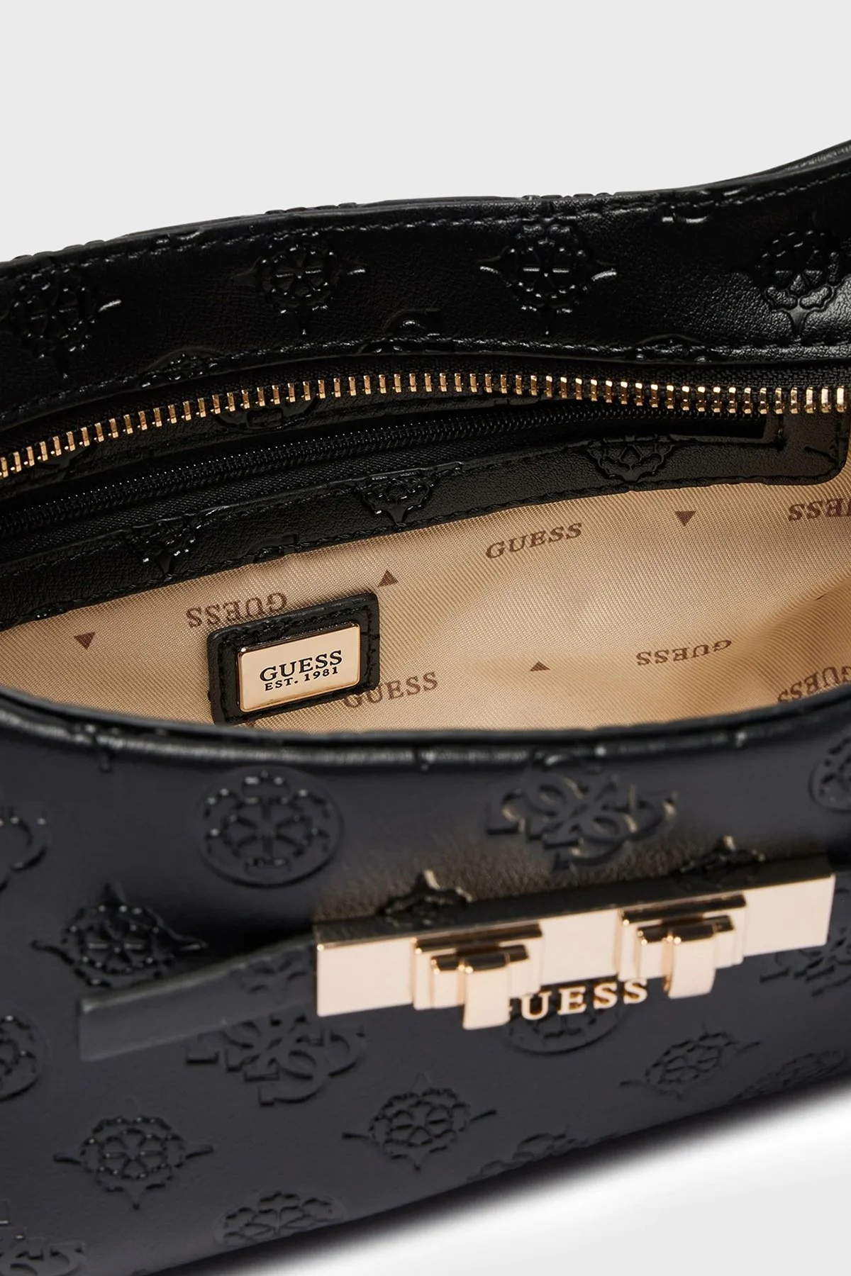 Guess Carmella 4G Logolu Omuz Askılı HWPD2225180 Kadın Çanta HWPD22 25180 BLO Siyah - 5