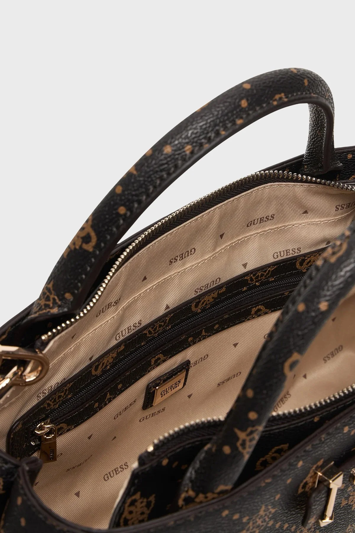 Guess Carrie Logo Çıkarılabilir Askılı HWGP9898060 Bayan Çanta HWGP98 98060 ESL KAHVE - 7