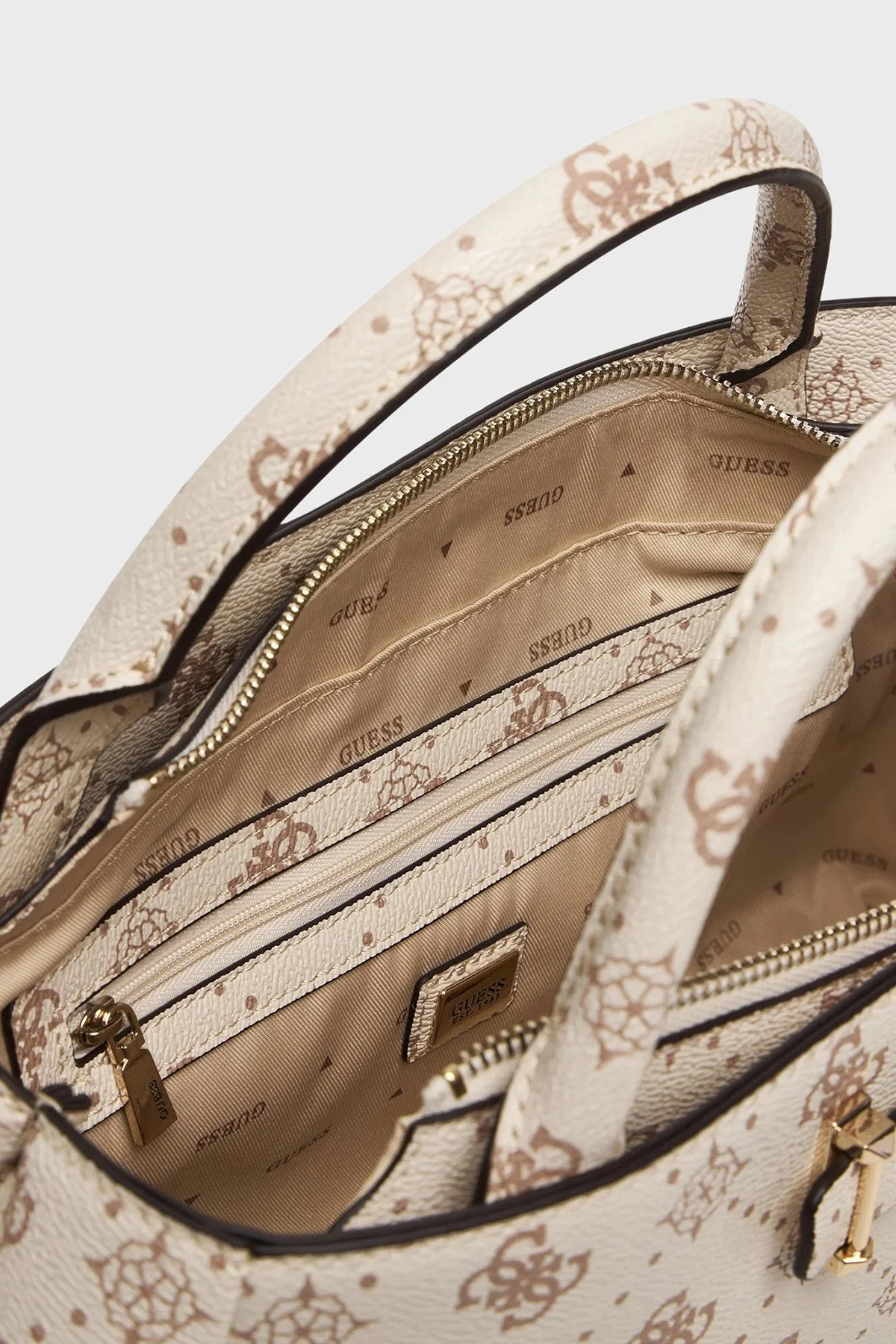 Guess Carrie Logo Çıkarılabilir Askılı HWGP9898060 Bayan Çanta HWGP98 98060 VNO KREM - 7