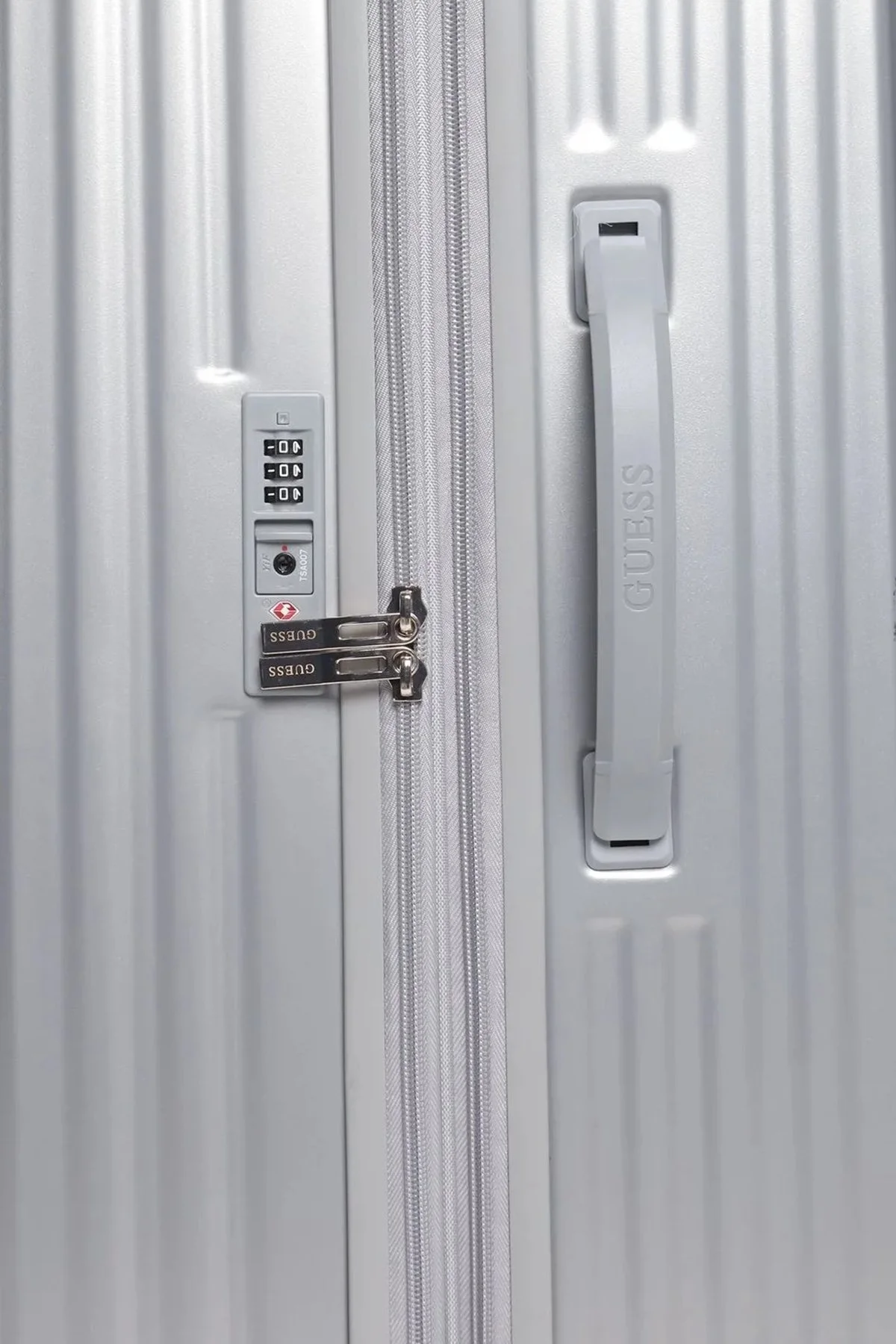 Guess Centennial Logolu Büyük Boy TWHN9675988 Bayan Valiz TWHN96 75988 SIL GÜMÜŞ - 4