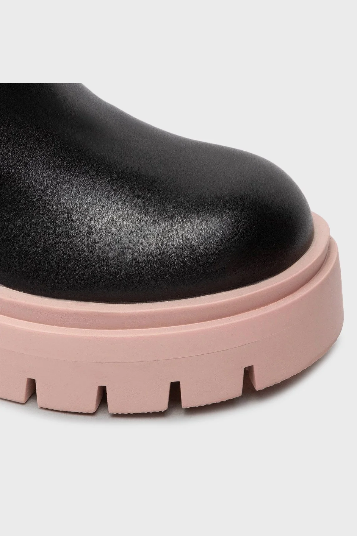 Guess Charlotte Kalın Tabanlı Chelsea Bayan Bot FL8CHT ELE10 BLKPI SİYAH-PUDRA - 3