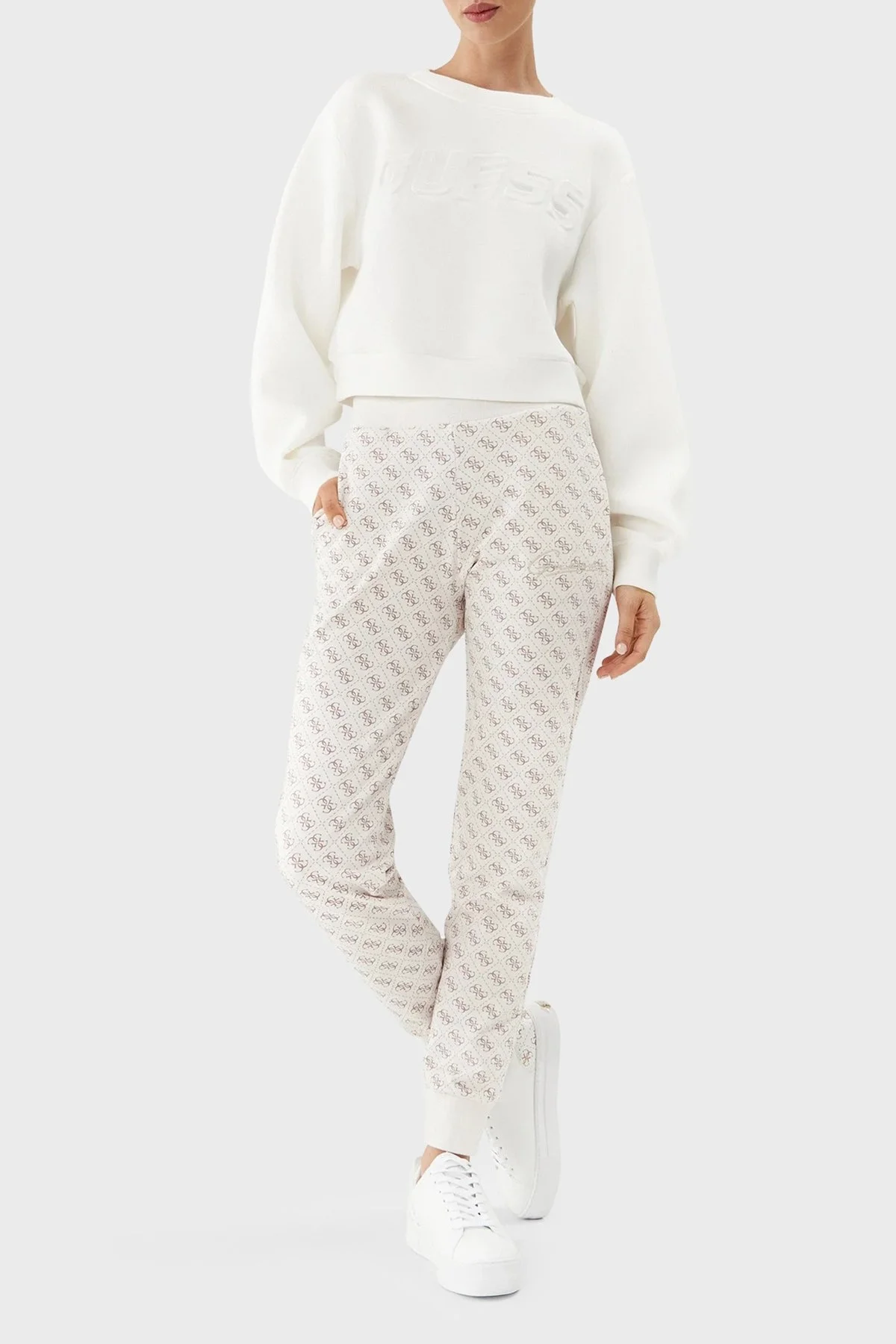 Guess Cindra Regular Fit Bisiklet Yaka Bayan Sweat V3BQ15 K7UW2 G6K5 BEYAZ - 3