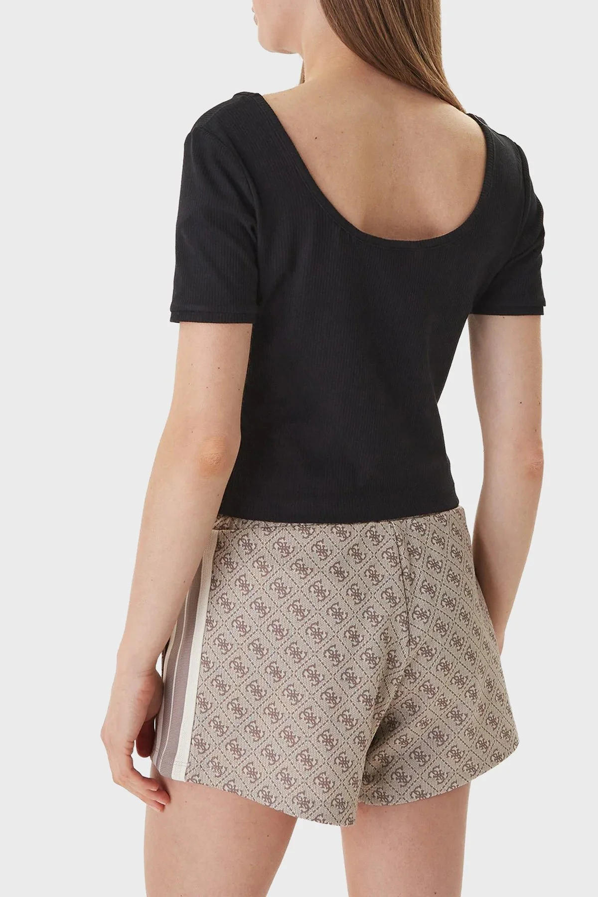 Guess Circe Slim Fit Logo İşlemeli Derin Yuvarlak Yaka V6GP04K2969 Bayan Top V6GP04 K2969 JBLK SİYAH - 3