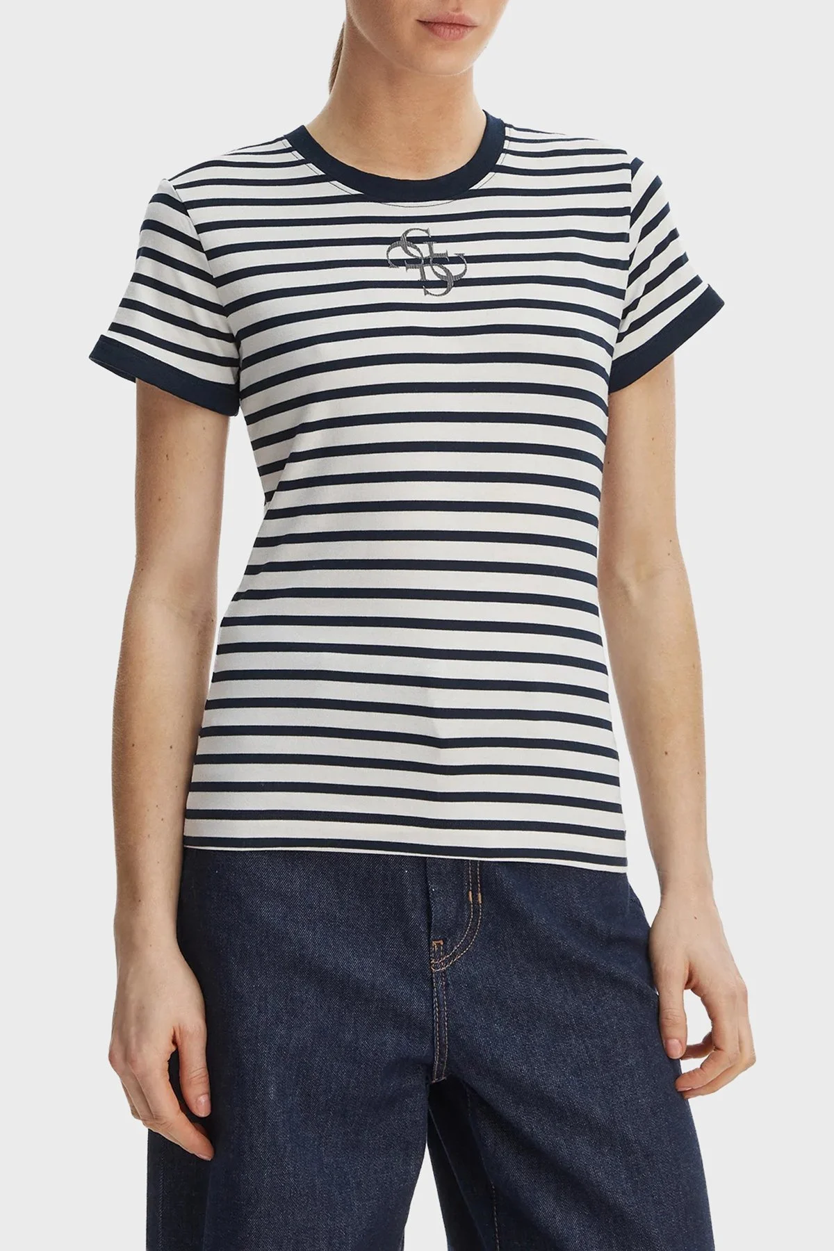 Guess Çizgili Slim Fit Bisiklet Yaka W6GI18K3040 Kadın T Shirt W6GI18 K3040 SM1L SİYAH BEYAZ - 1