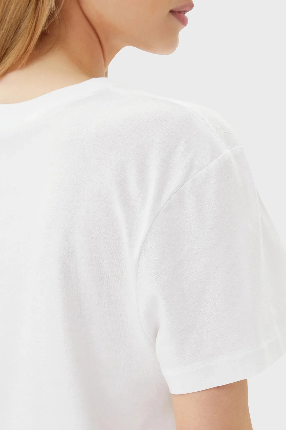 Guess Clematis % 100 Pamuk Regular Fit Logolu V5GI09K9RM1 Bayan T Shirt V5GI09 K9RM1 G011 BEYAZ - 10