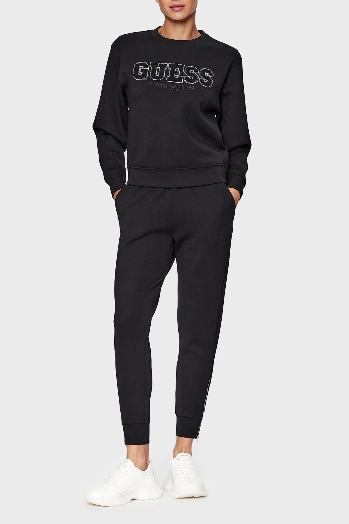 Guess Cn Embellished Regular Fit Bisiklet Yaka Scuba Bayan Sweat W3BQ17KBYE2 JBLK SİYAH - 3