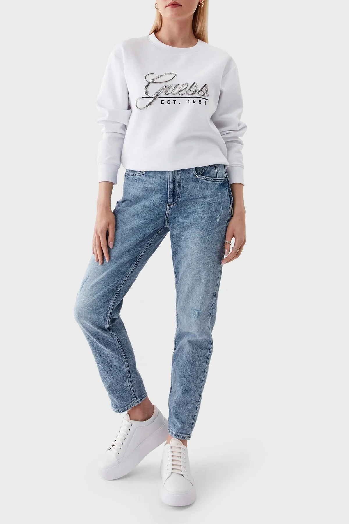 Guess Cn Script Pamuklu Regular Fit Bisiklet Yaka Bayan Sweat W3YQ03KB932 G011 BEYAZ - 3