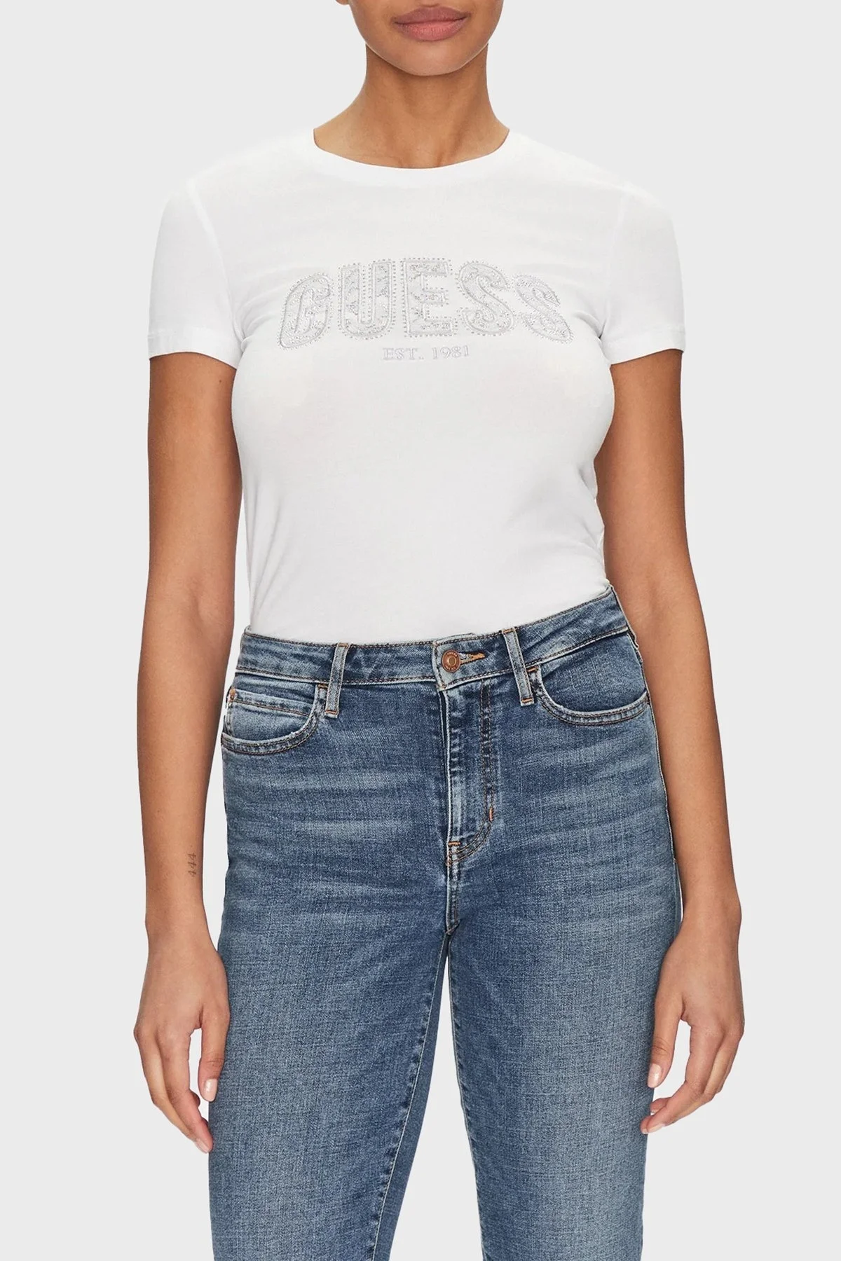 Guess Cn Ss Logo Streç Pamuklu Slim Fit Bisiklet Yaka W5GI04J1314 Bayan T Shirt W5GI04 J1314 G011 BEYAZ - 6