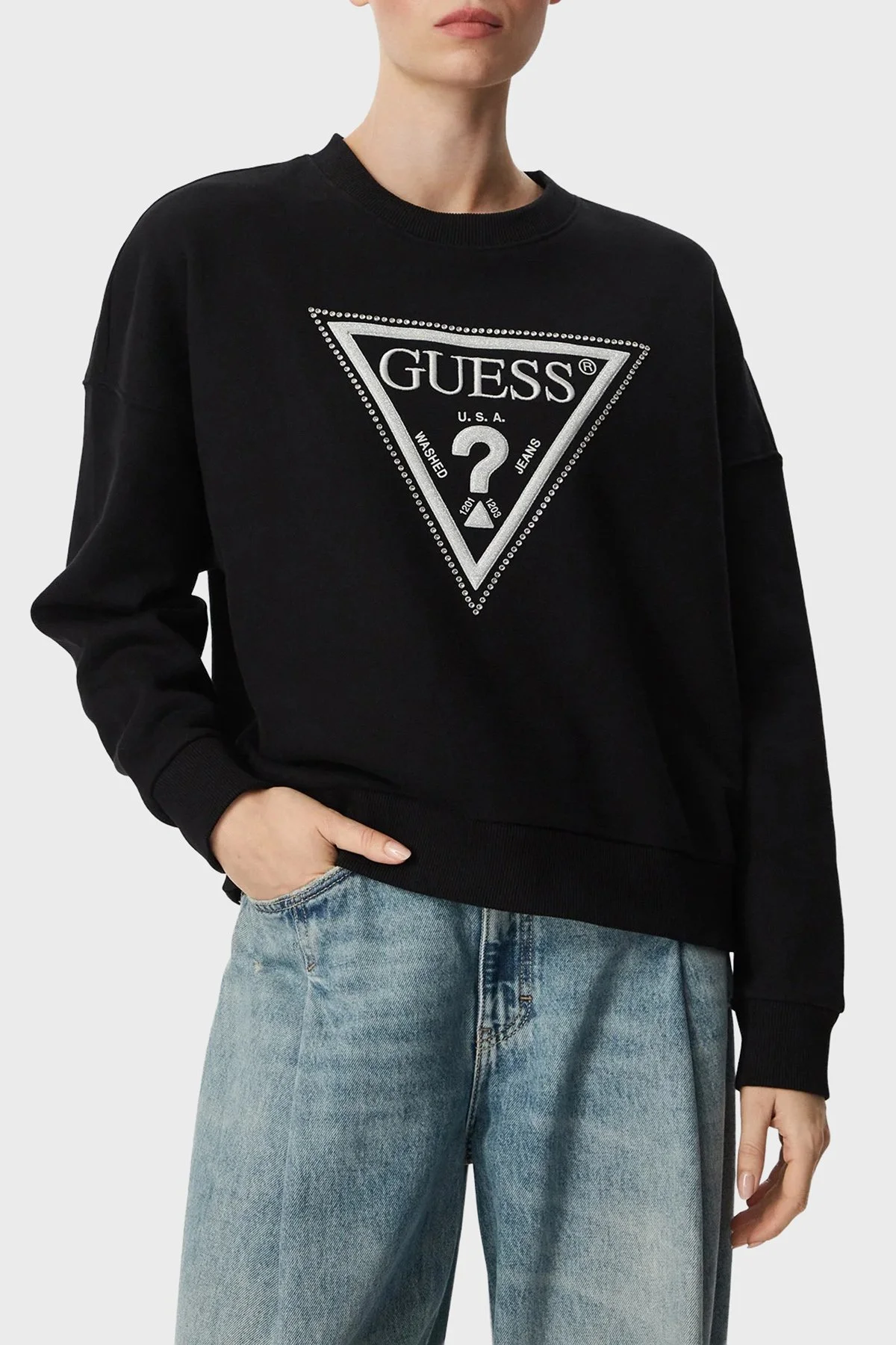Guess Cn Triangle Glitter W6YQ14K4352 Kadın Sweat W6YQ14 K4352 JBLK Siyah - 1