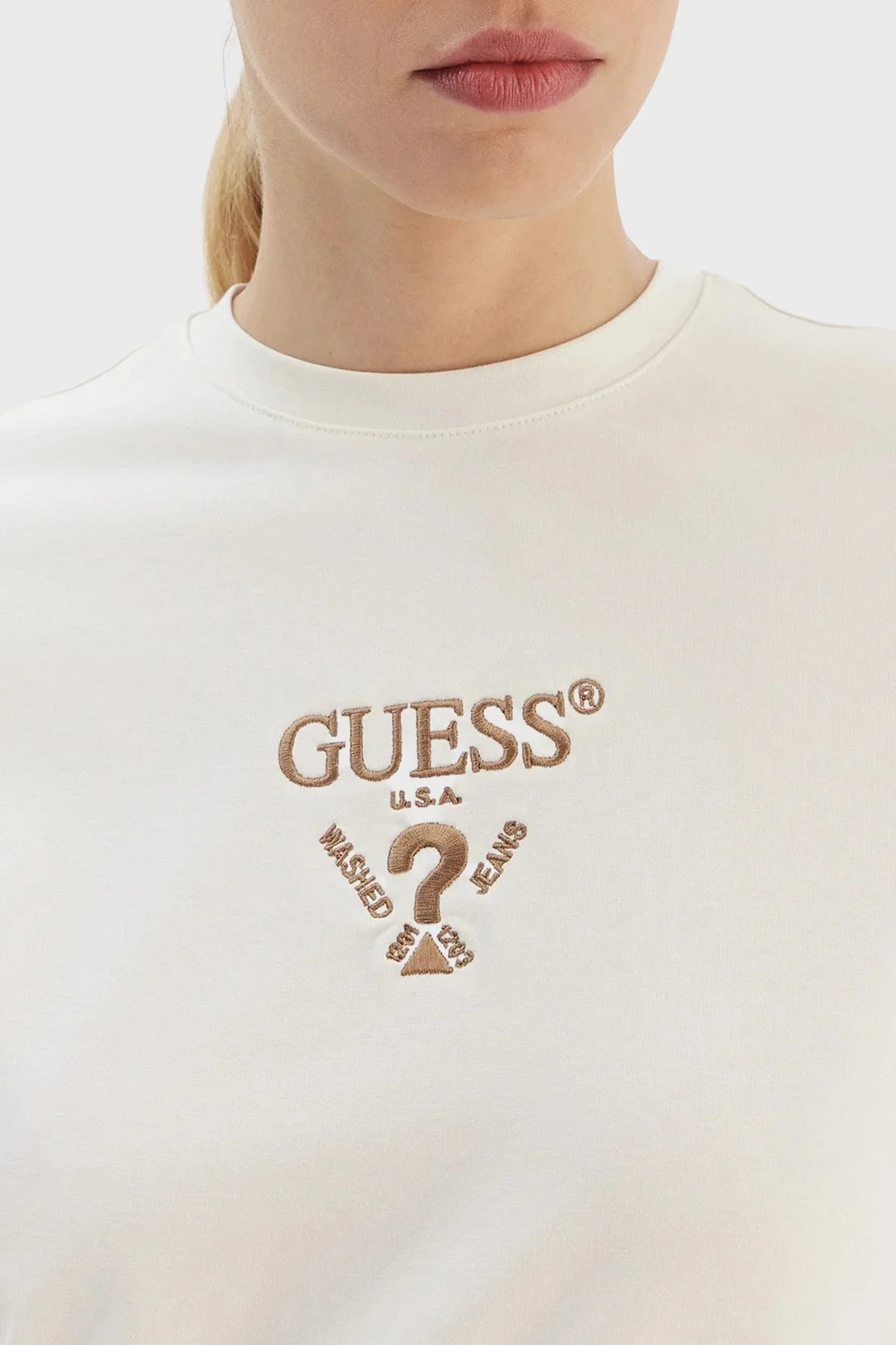 Guess Colette Pamuklu Slim Fit Logolu Bisiklet Yaka V4YI21KCDH1 Bayan T Shirt V4YI21 KCDH1 D001 BEYAZ - 4