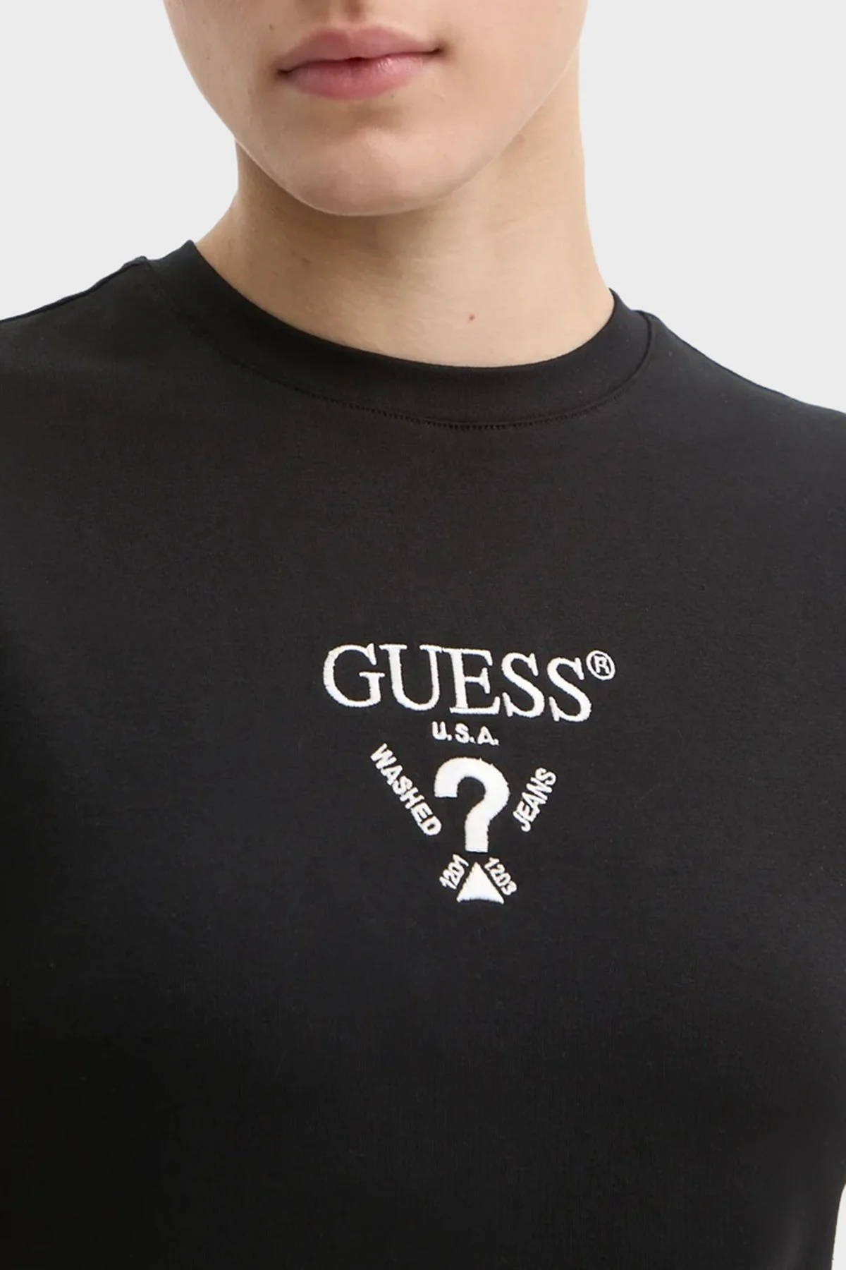 Guess Colette Pamuklu Slim Fit Logolu Bisiklet Yaka V4YI21KCDH1 Bayan T Shirt V4YI21 KCDH1 FJ8N SİYAH - 4
