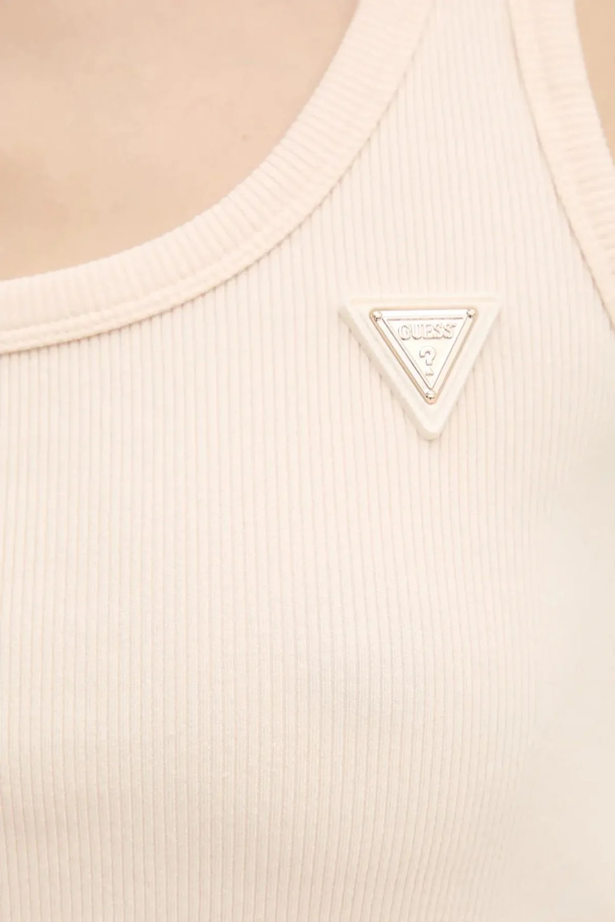 Guess Colette Rib Logolu Slim Fit Yuvarlak Yaka Fitilli V5RP07K8RT2 Bayan Top V5RP07 K8RT2 G6K5 EKRU - 10