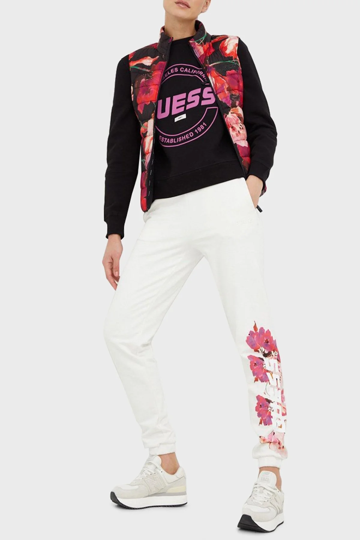 Guess Corine Belden Bağlamalı Çiçek Logolu Regular Fit Pamuklu Jogger Bayan Pantolon V3RB14K68I3 G018 BEYAZ - 1