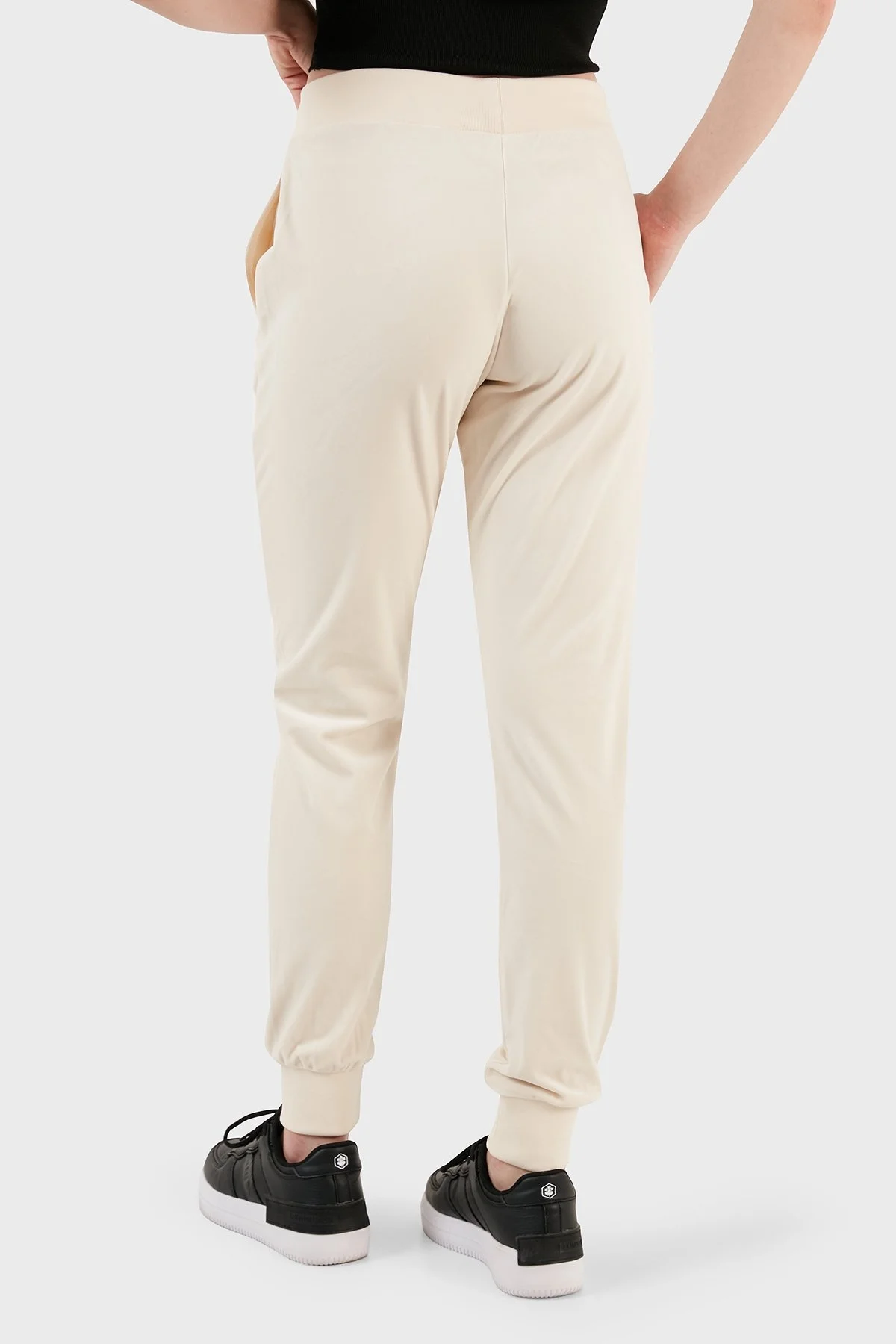 Guess Couture Relaxed Fit Kadife Jogger Bayan Pantolon V3BB27KBXI2 G1F7 EKRU - 2