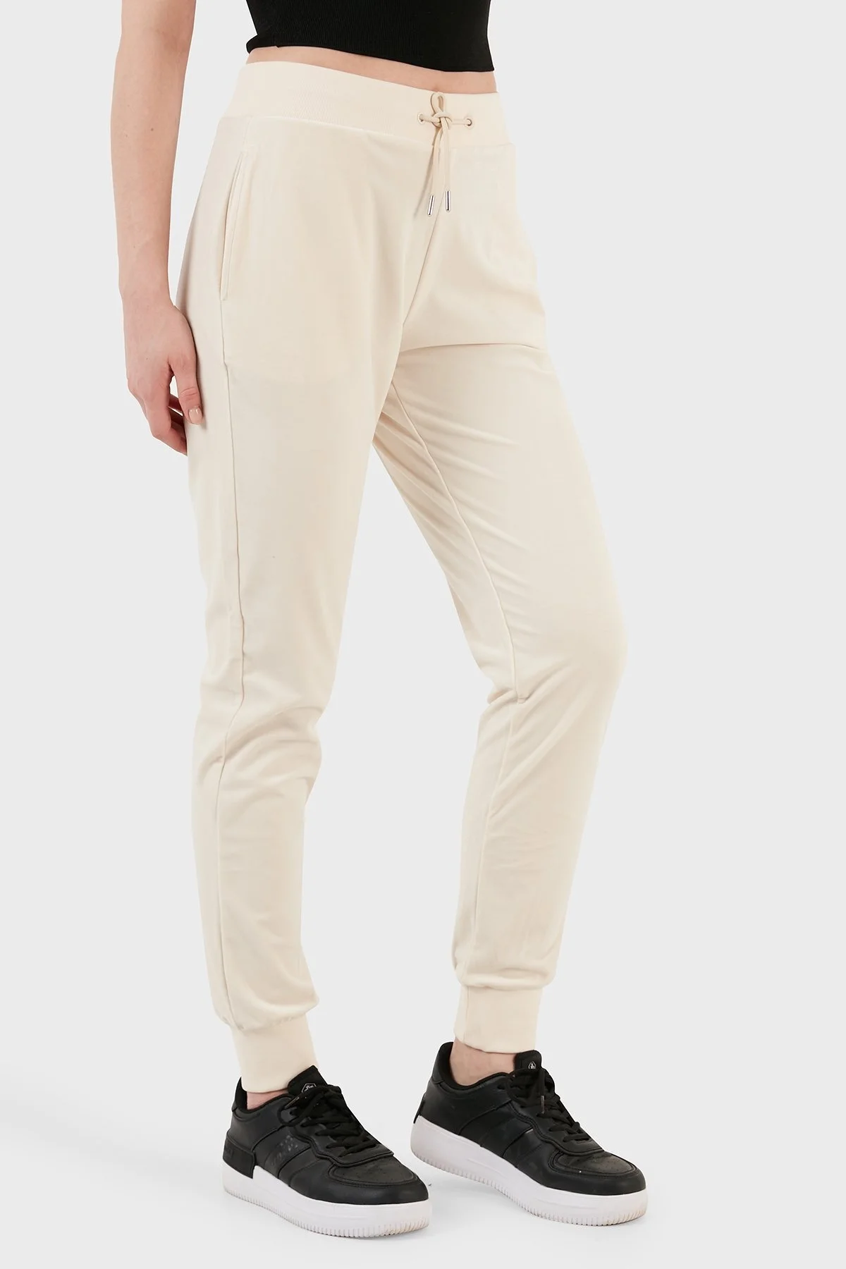 Guess Couture Relaxed Fit Kadife Jogger Bayan Pantolon V3BB27KBXI2 G1F7 EKRU - 6