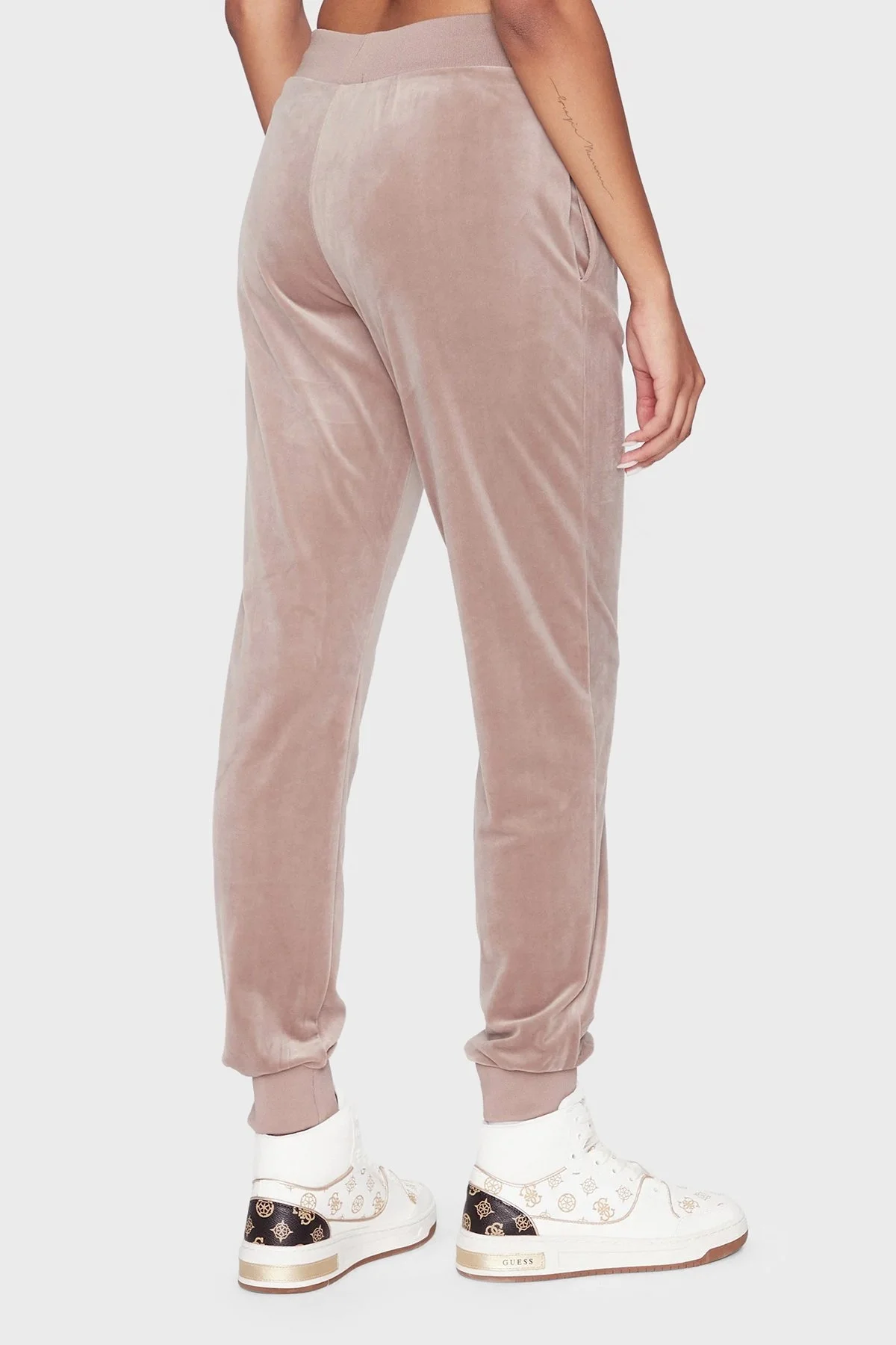 Guess Couture Relaxed Fit Kadife Jogger V3BB27KBXI2 Bayan Pantolon V3BB27KBXI2 G1FT PUDRA - 7