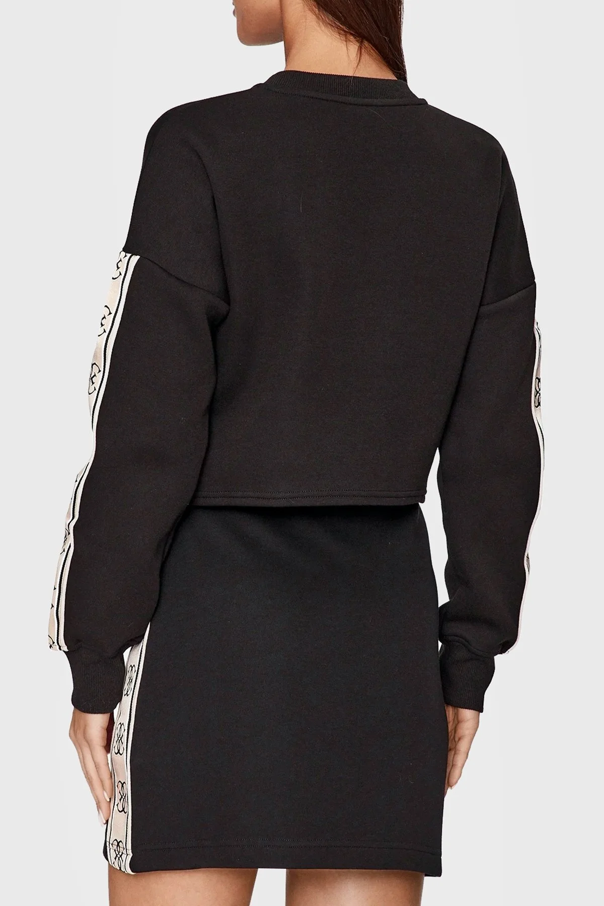 Guess Cymone Pamuklu Crop V3BQ16KB3P2 Bayan Sweat V3BQ16 KB3P2 JBLK SİYAH - 8