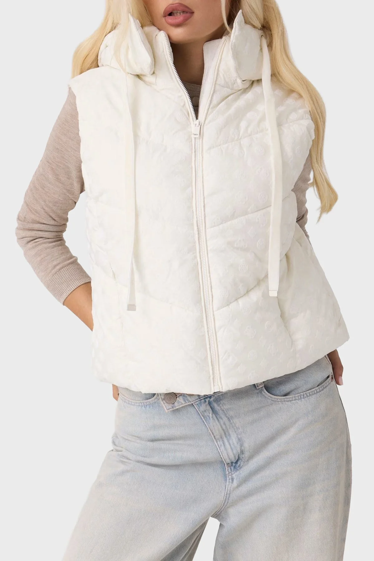 Guess Daisy Logolu Regular Fit Kapüşonlu Yaka Şişme Kadın Yelek W6BL53 W4182 G012 Beyaz - 1