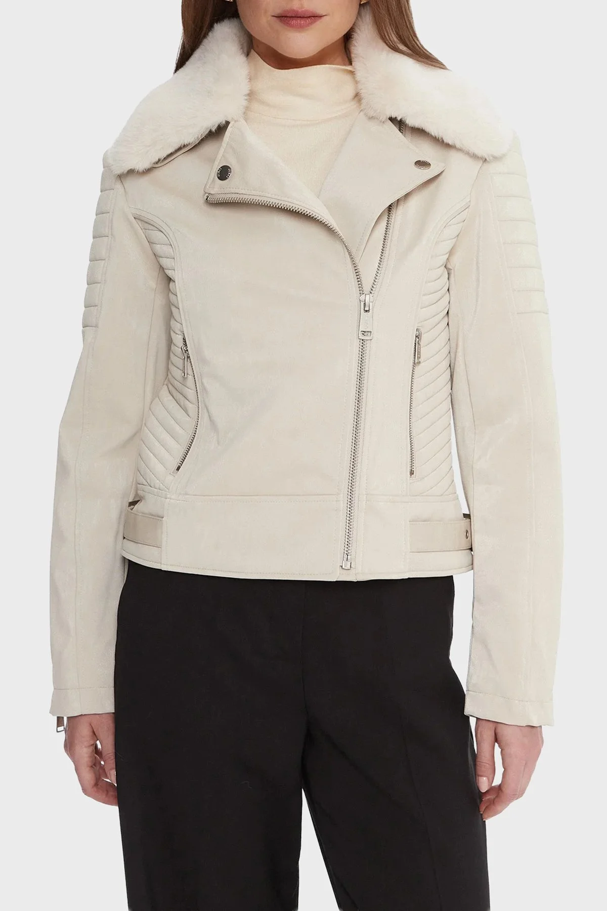 Guess Darcey Kapitoneli Regular Fit Çıkarılabilir Peluş Yaka Fermuarlı W5BL35W2820 Bayan Ceket W5BL35 W2820 A115 BEJ - 1