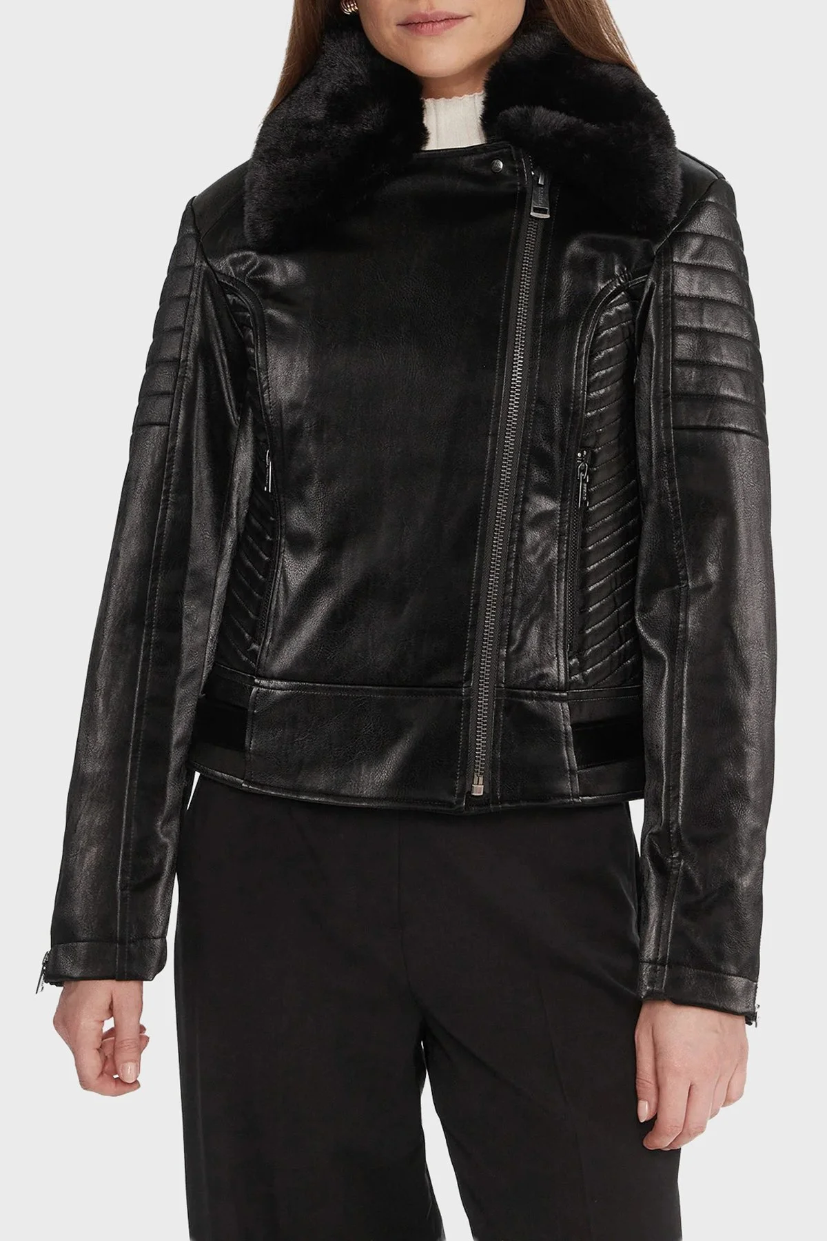 Guess Darcey Kapitoneli Regular Fit Çıkarılabilir Peluş Yaka Fermuarlı W5BL35W2820 Bayan Ceket W5BL35 W2820 JBLK SİYAH - 1