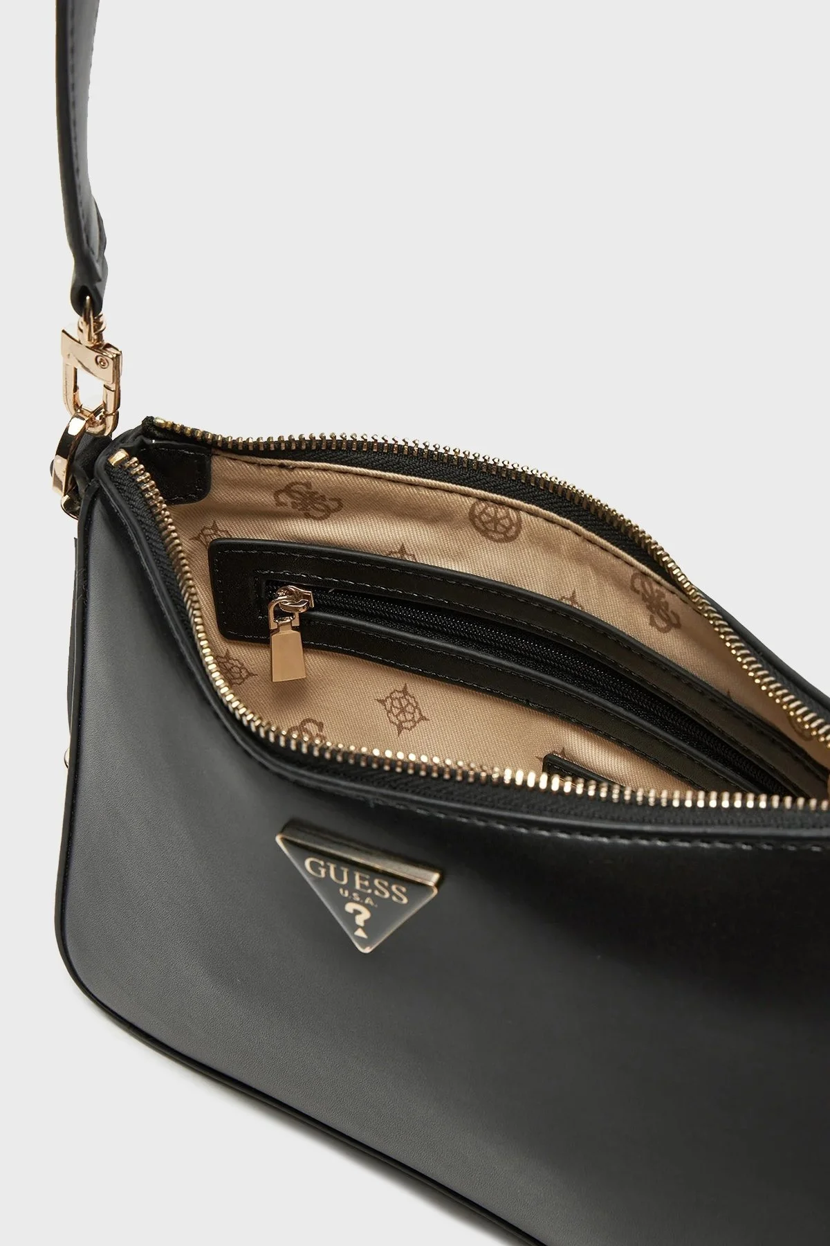 Guess Daryna Logolu Omuz Askılı HWVG9493180 Bayan Çanta HWVG94 93180 BLA SİYAH - 10