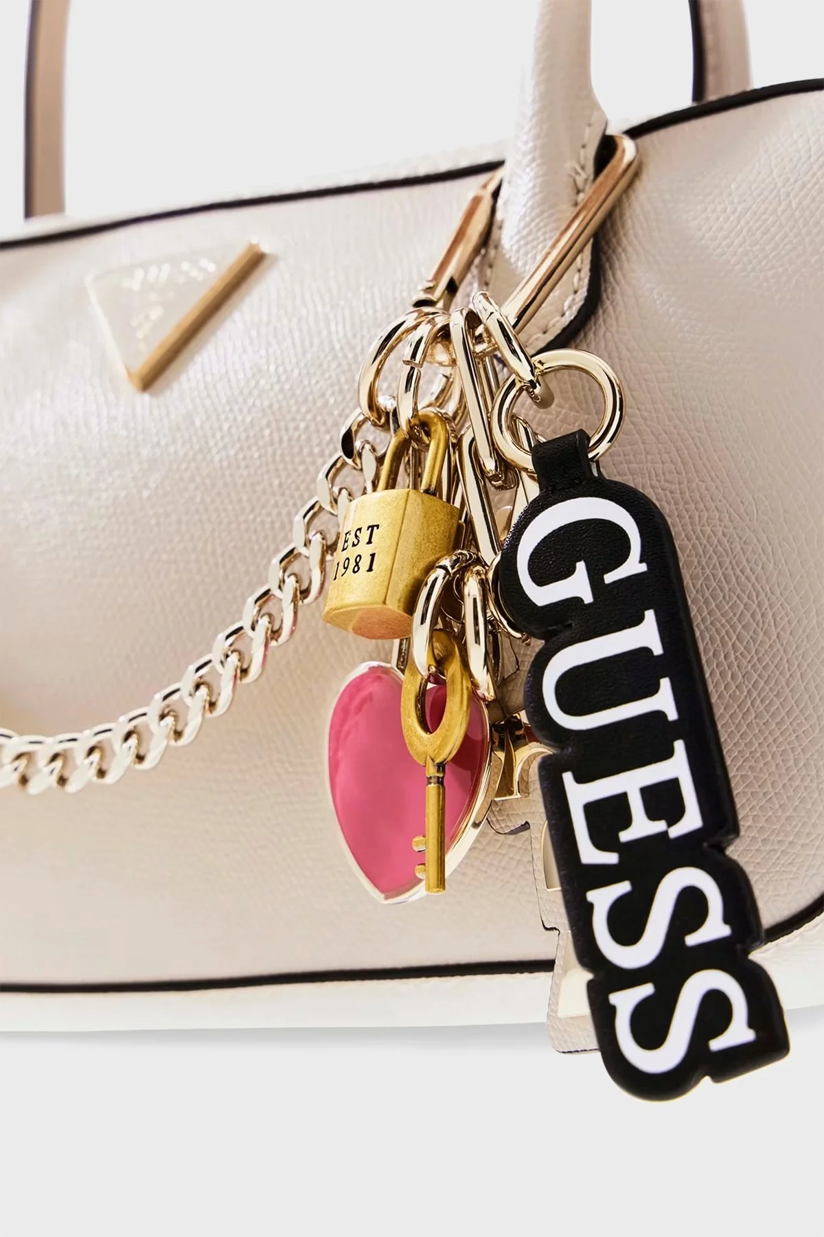 Guess Davina Logolu Charm Detaylı Çıkarılabilir Askılı HWBG9899050 Bayan Çanta HWBG98 99050 LTA BEJ - 5