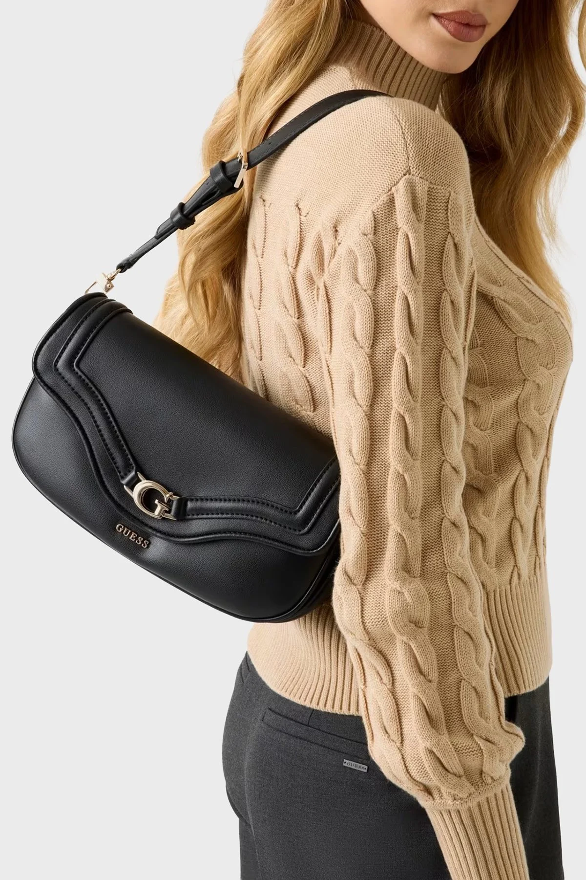 Guess Dea Logolu Çıkarılabilir Askılı HWBG7993200 Bayan Çanta HWBG79 93200 BLA SİYAH - 2