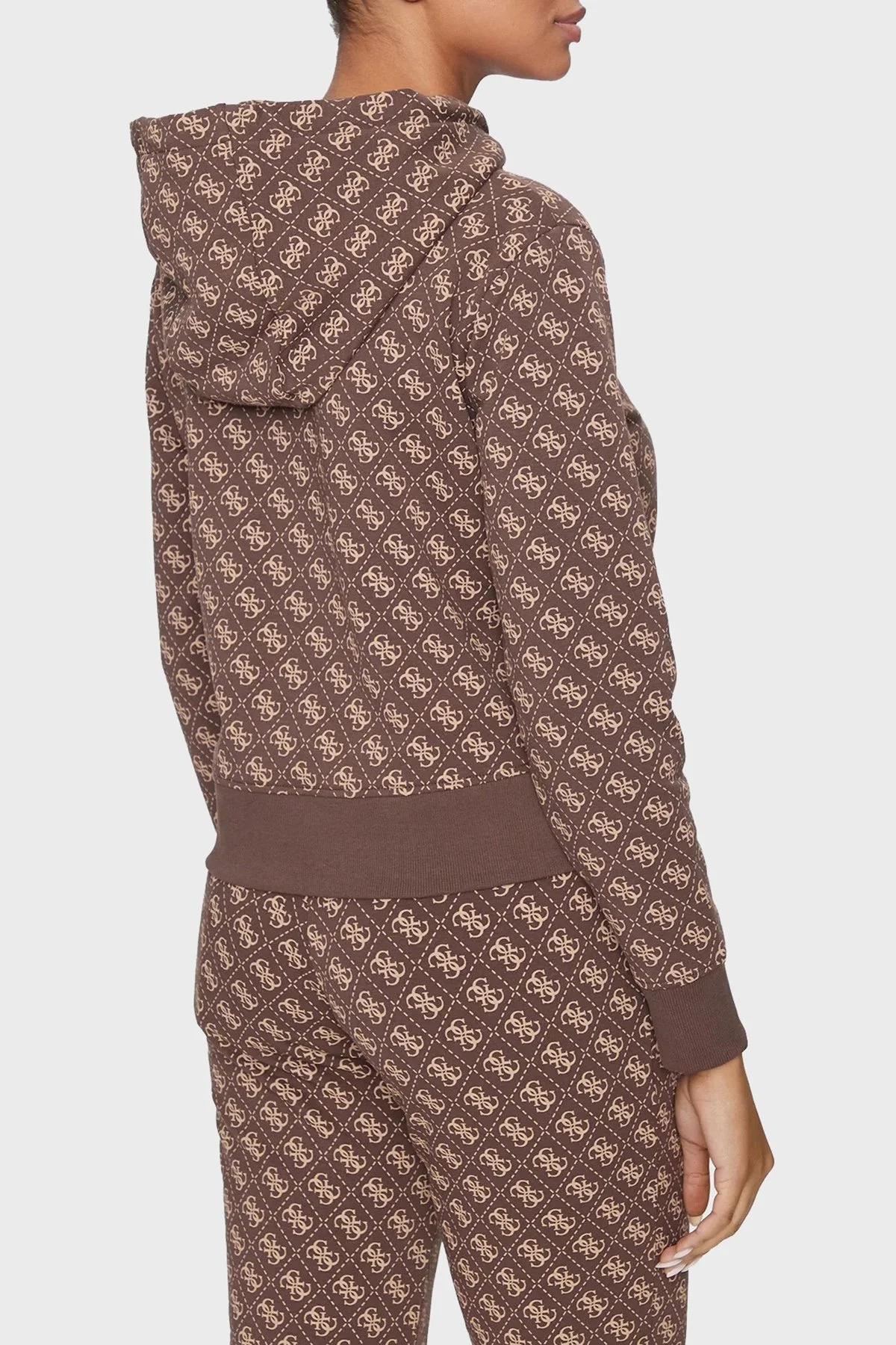 Guess Debbi Pamuklu Regular Fit Kapüşonlu Bayan Sweat V3BQ18K7ON1 P1DL KAHVE - 2