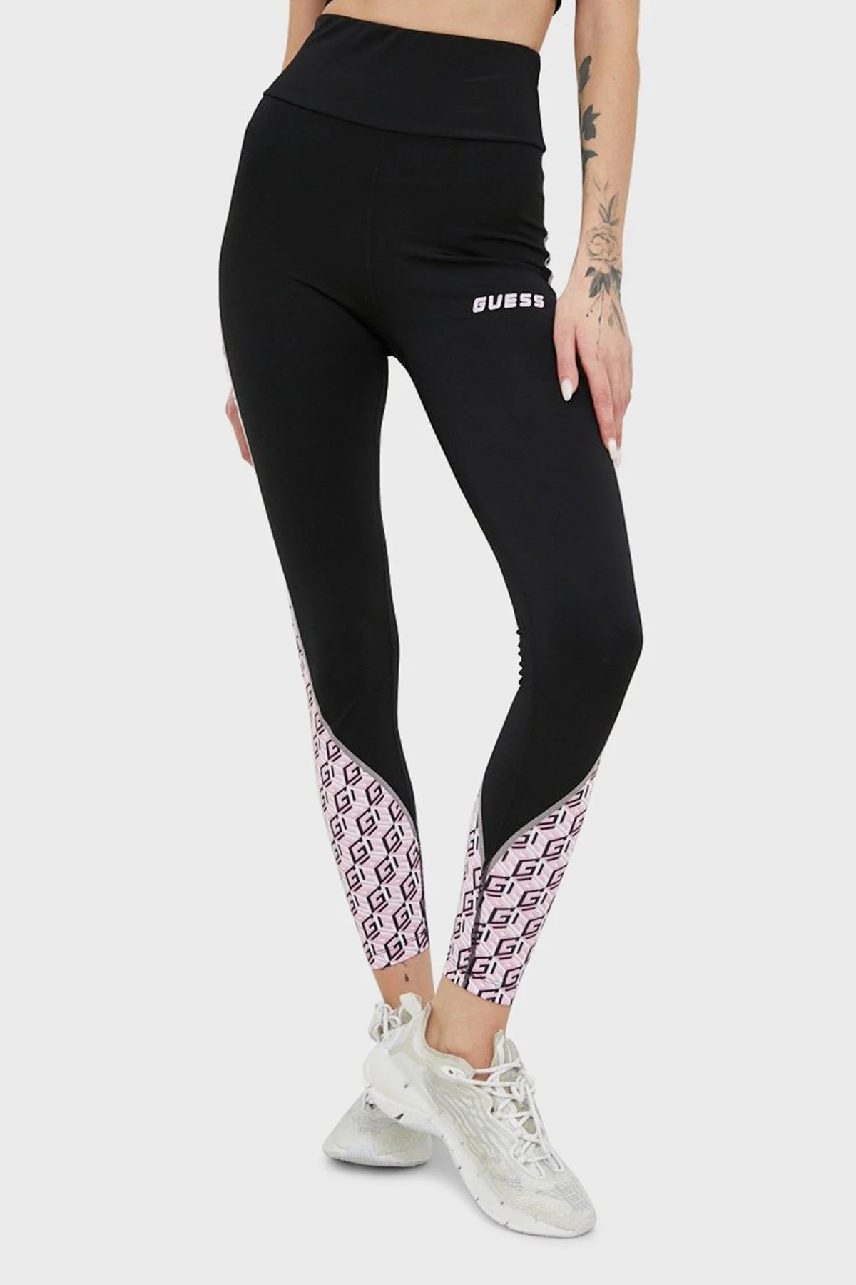 Guess Debra Logo Detaylı Yüksek Bel Esnek Bayan Tayt V3RB05 MC03W JBLK SİYAH - 1