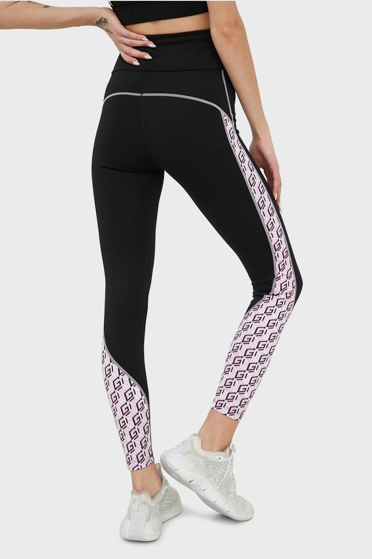 Guess Debra Logo Detaylı Yüksek Bel Esnek Bayan Tayt V3RB05 MC03W JBLK SİYAH - 4