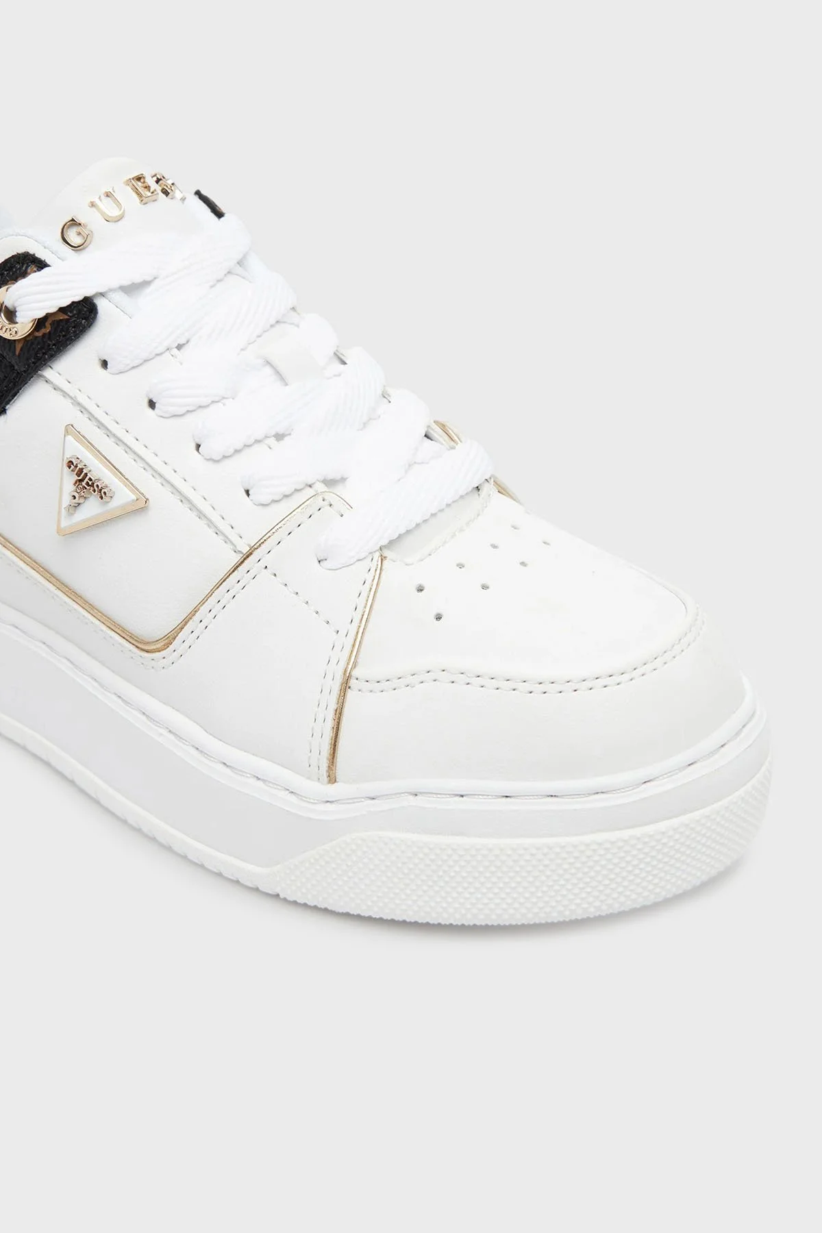 Guess Delove 4G Logolu Sneaker FLTDELFAL12 Kadın Ayakkabı FLTDEL FAL12 WHITE BEYAZ - 6