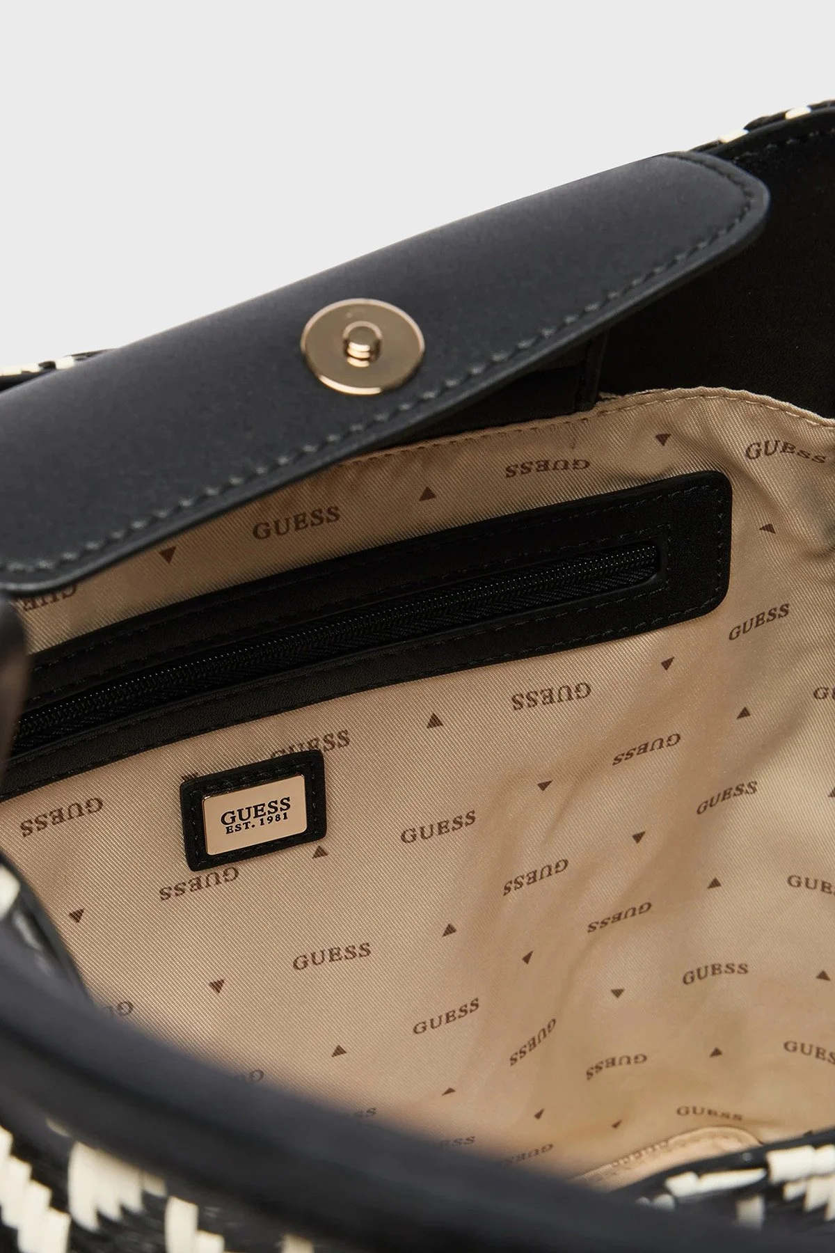 Guess Desenli Omuz Askılı Tote HWWG7691230 Kadın Çanta HWWG76 91230 BML SİYAH-BEYAZ - 7
