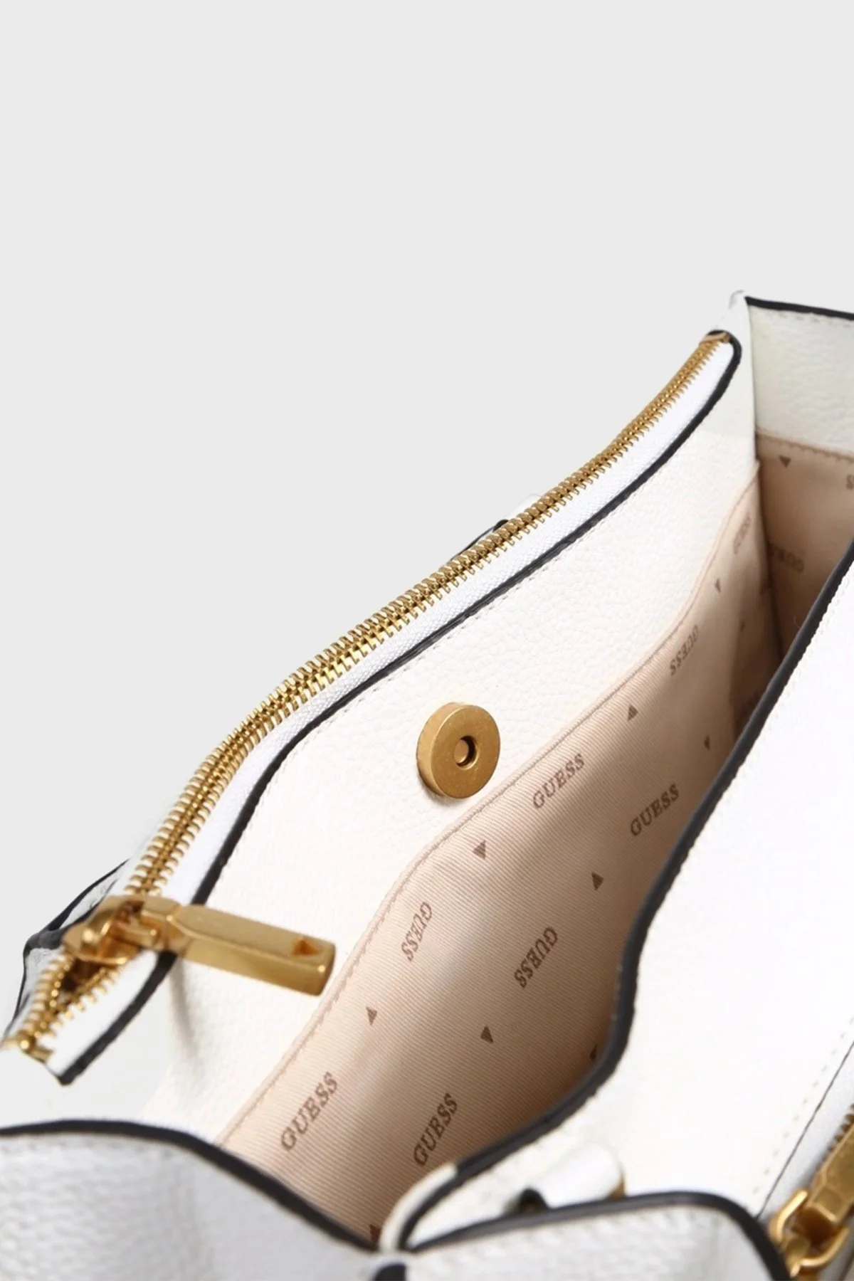Guess Didi Logolu Çıkartılabilir Uzatma Askılı Bayan Çanta HWBA8744060 WHI BEYAZ - 4