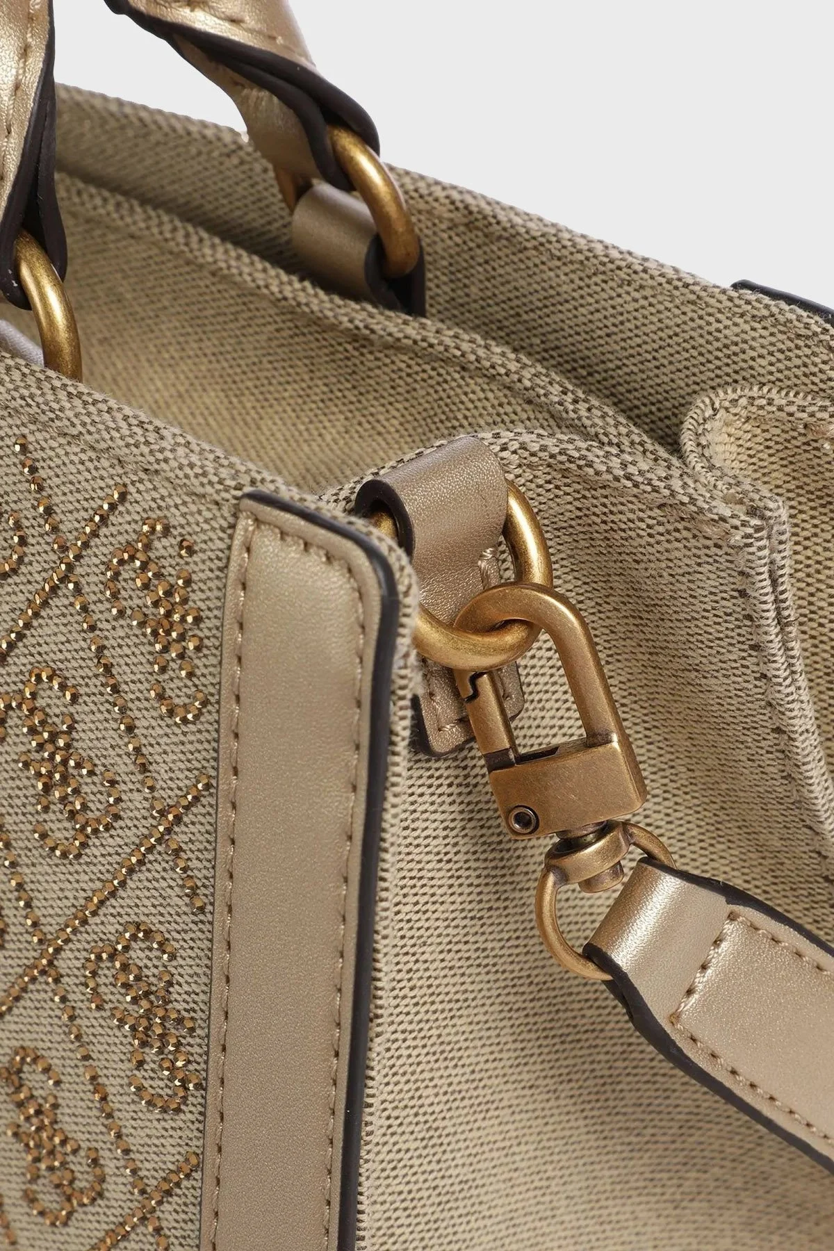 Guess Dili Small Logolu Fermuarlı Çıkarılabilir Askılı HWEB9330050 Bayan Çanta HWEB93 30050 LTL GOLD - 5