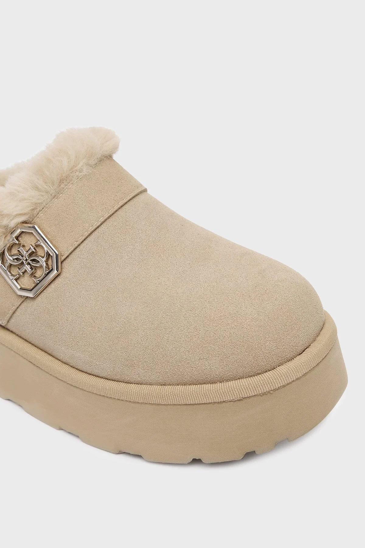 Guess Dolmana2 4G Logolu Yumuşak Tüylü FLFDOCESU06 Bayan Terlik FLFDOC ESU06 NUDE TEN - 5