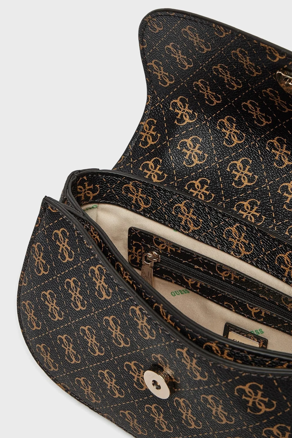 Guess Eco Erica 4G Logolu Ayarlanabilir Zincir Askılı HWEQG951021 Bayan Çanta HWEQG9 51021 BNL KAHVE - 9