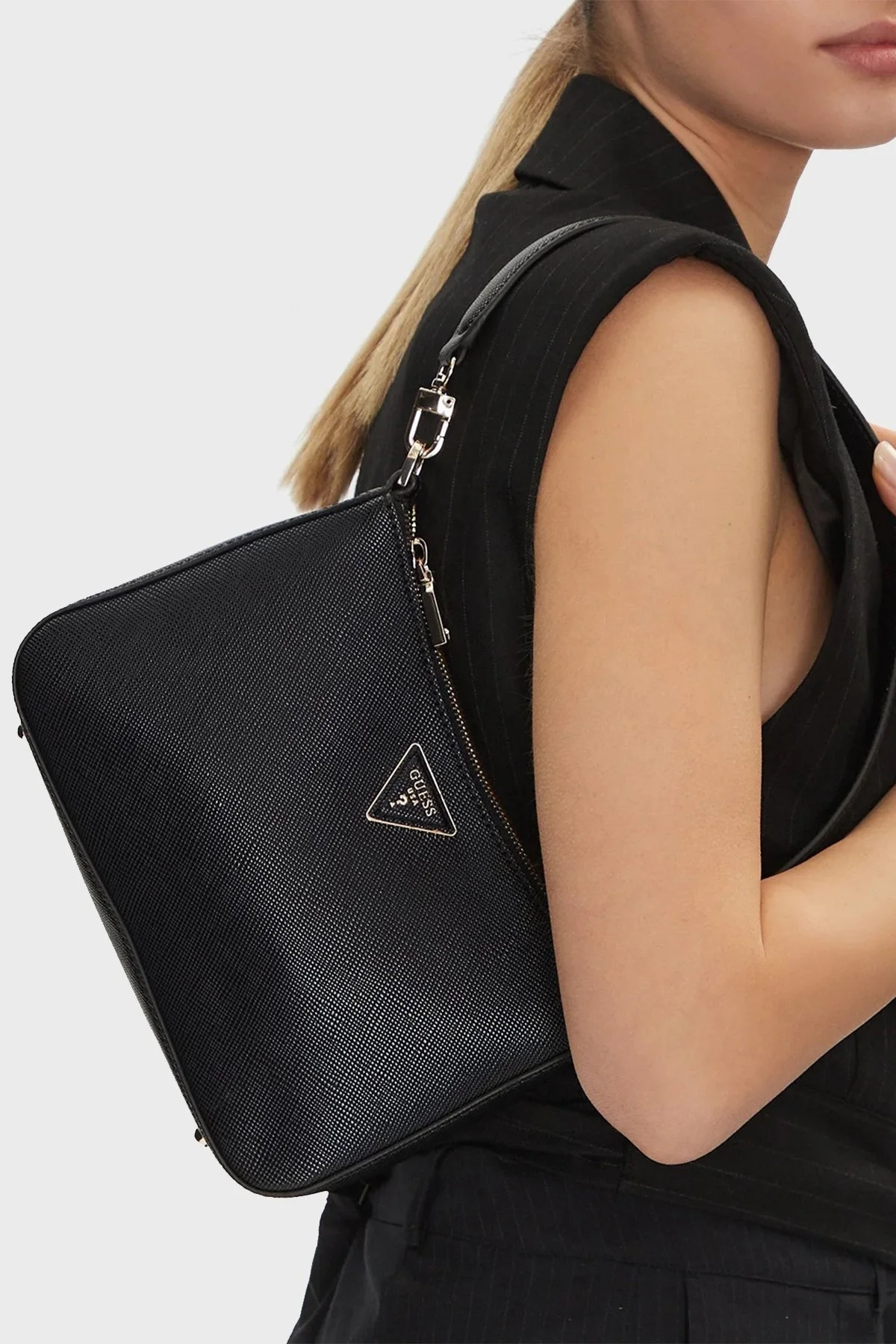 Guess Eco Jazlynn Logolu Çıkarılabilir Askılı HWEZG952317 Bayan Çanta HWEZG9 52317 BLA SİYAH - 7