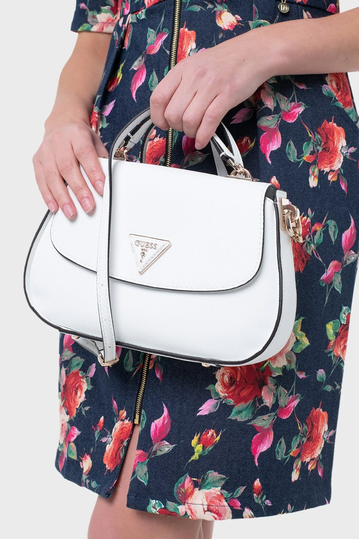 Guess Eco Jazlynn Logolu Çıkarılabilir Askılı HWEZG952320 Bayan Çanta HWEZG9 52320 WHI BEYAZ - 6