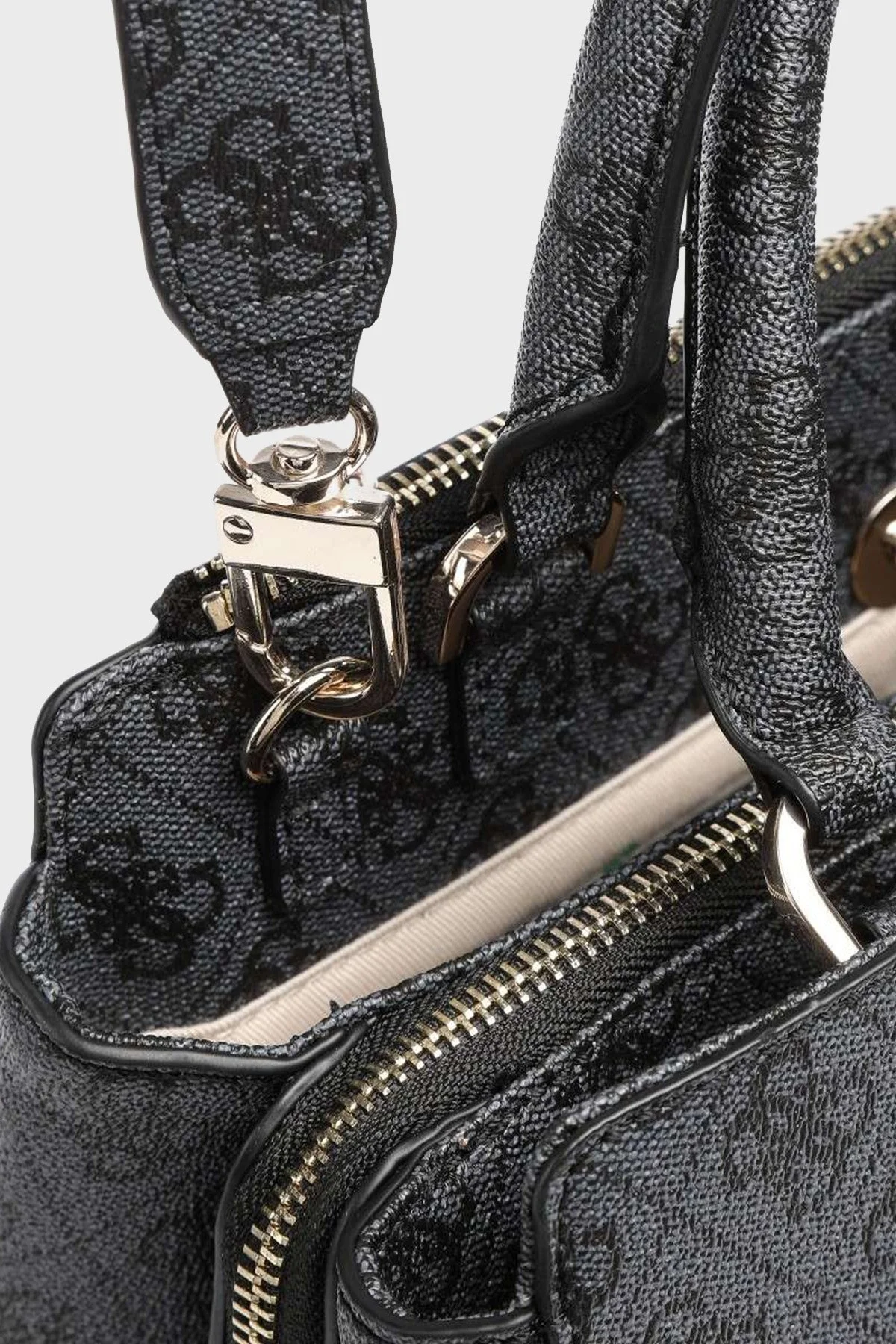 Guess Eco Logolu Çıkarılabilir Uzatma Askılı Bayan Çanta HWEBG876706 CLO ANTRASİT - 4