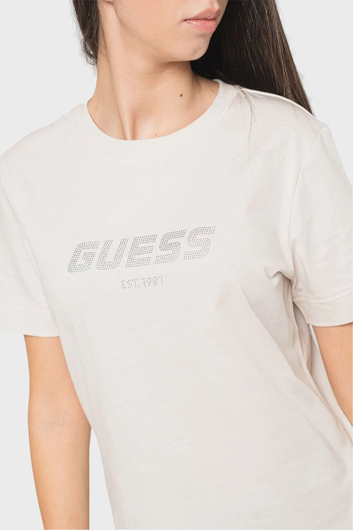 Guess Eleanora Pamuklu Regular Fit V4RI10K8HM4 Bayan T Shirt V4RI10 K8HM4 G9L9 TAŞ - 4