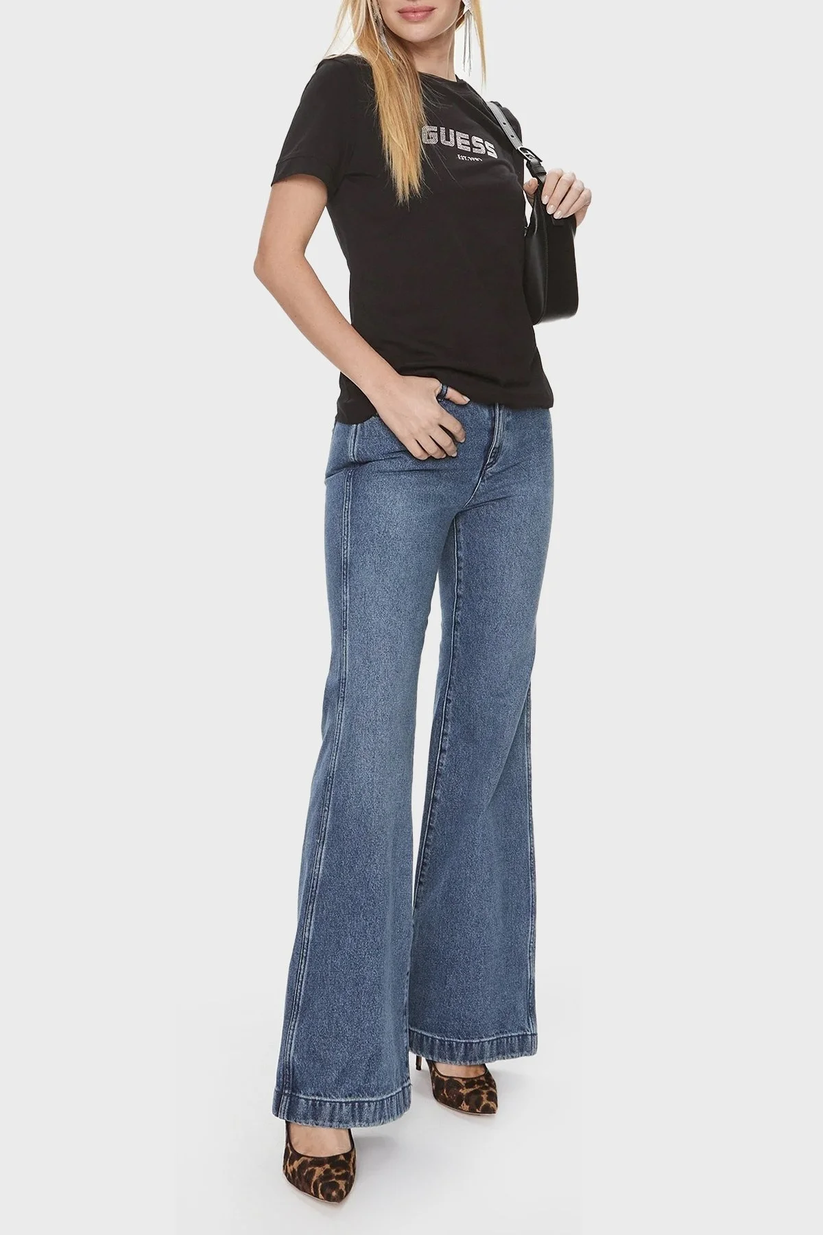 Guess Eleanora Pamuklu Regular Fit V4RI10K8HM4 Bayan T Shirt V4RI10 K8HM4 JBLK SİYAH - 3
