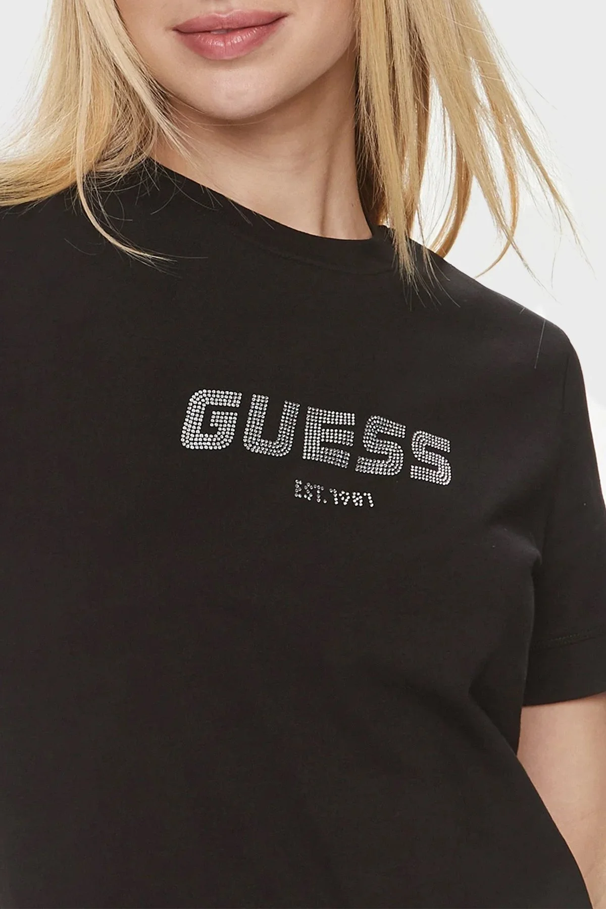 Guess Eleanora Pamuklu Regular Fit V4RI10K8HM4 Bayan T Shirt V4RI10 K8HM4 JBLK SİYAH - 4