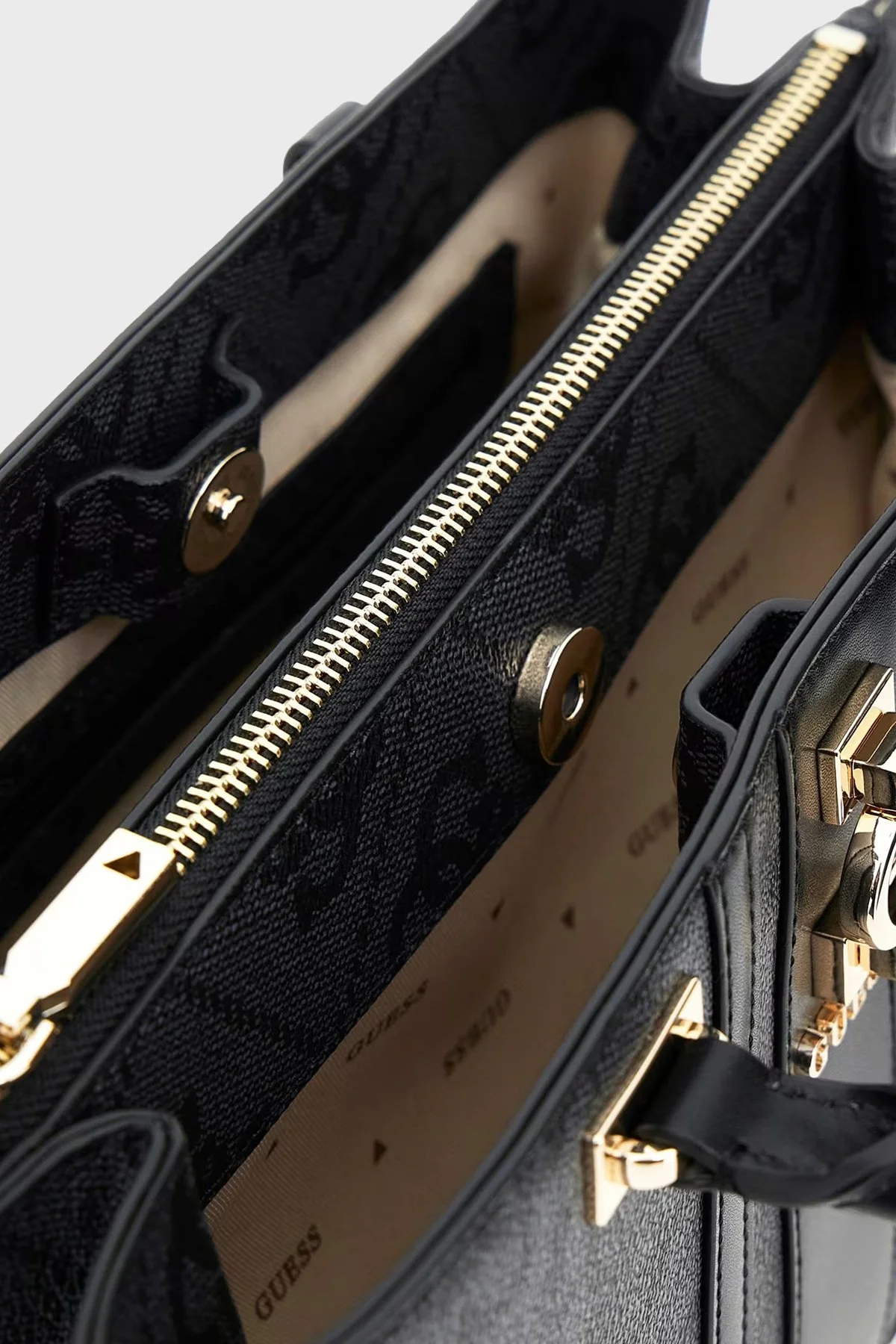 Guess Erenia 4G Logolu Çıkarılabilir Askılı HWSO7838060 Bayan Çanta HWSO78 38060 CLO ANTRASİT - 5