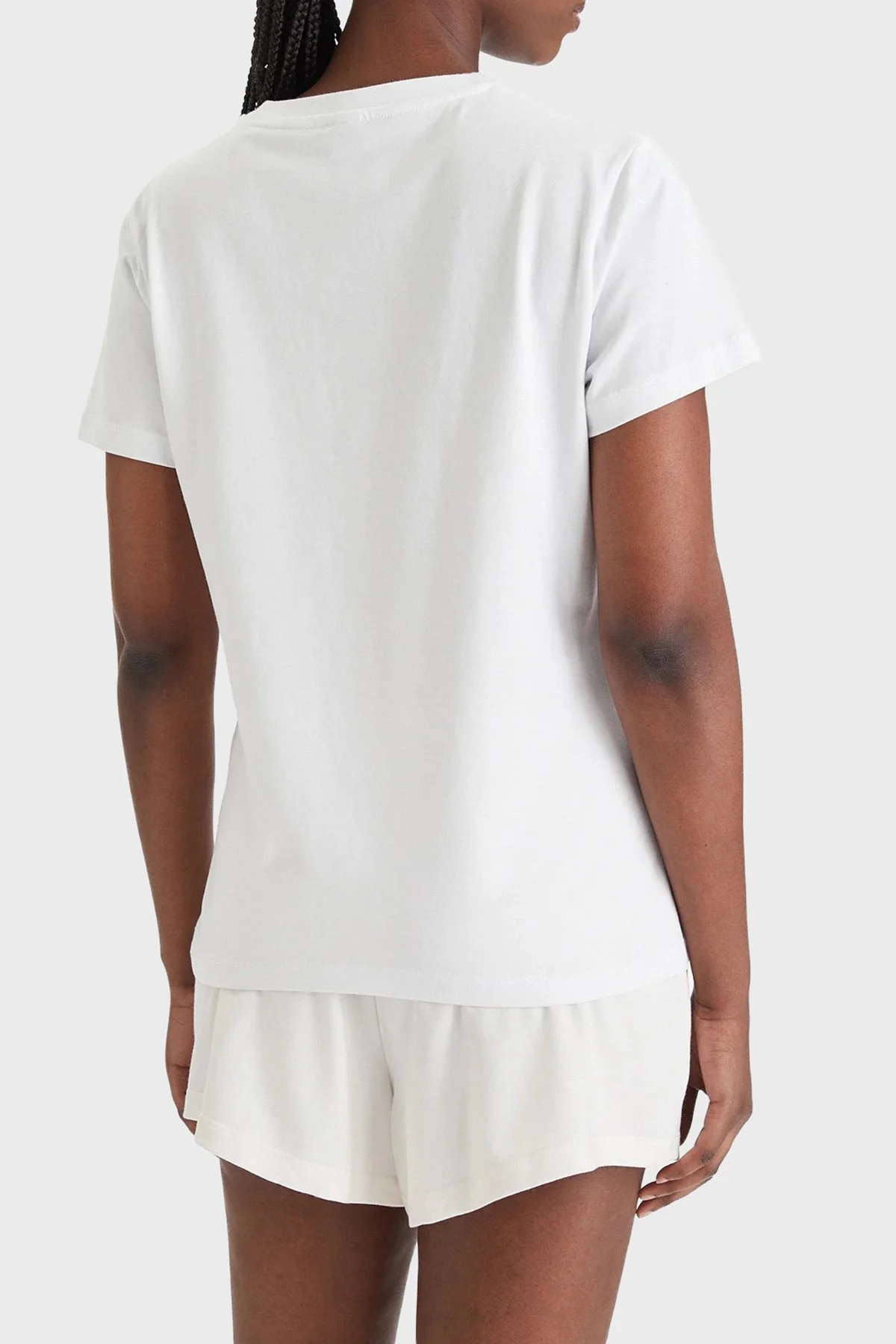 Guess Eva Logolu Pamuklu Boxy Fit Bisiklet Yaka E6GI00I3Z14 Bayan T Shirt E6GI00 I3Z14 G011 BEJ - 3