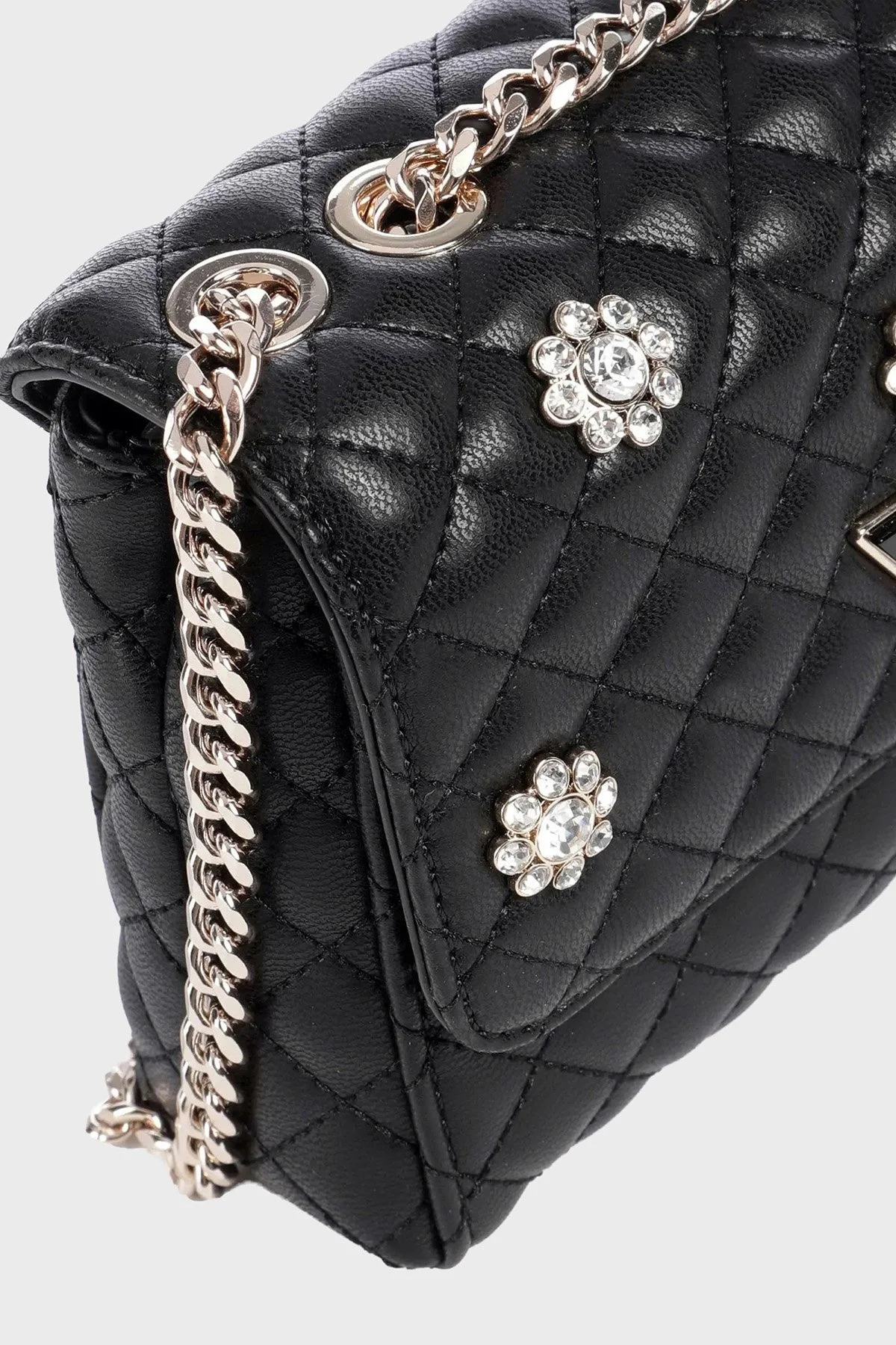 Guess Everlee Kapitoneli Ayarlanabilir Zincir Askılı HWEG8679780 Bayan Çanta HWEG86 79780 BLA SİYAH - 5