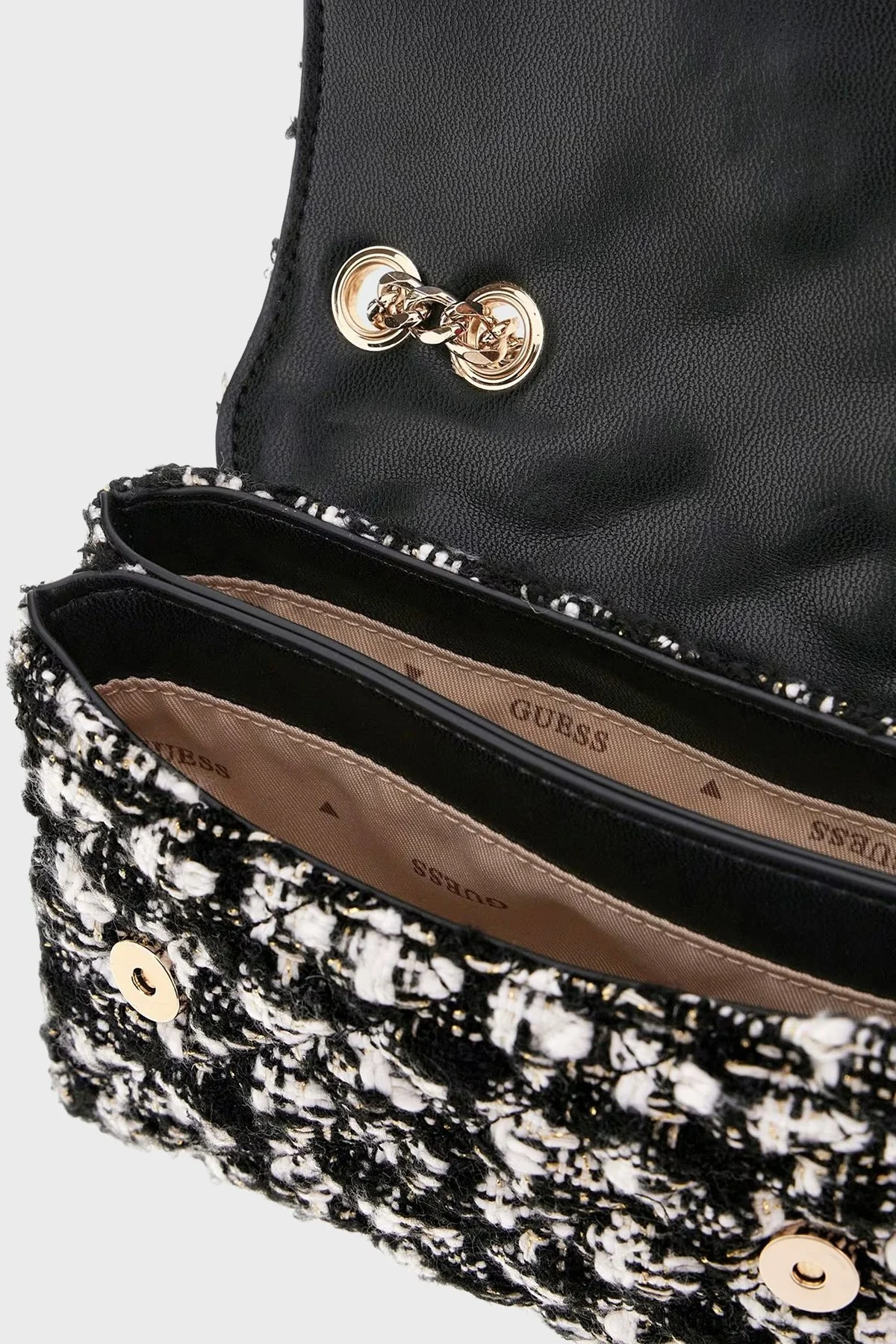 Guess Everlee Zincir Askılı Tüvit HWTB8679780 Bayan Çanta HWTB86 79780 BML SİYAH - 3