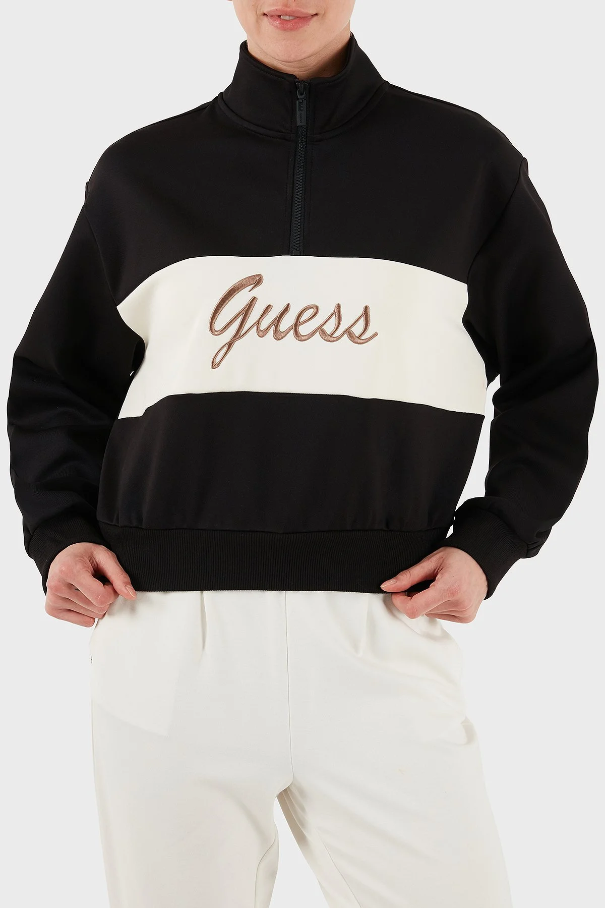 Guess Fabia Streç Logolu Regular Fit Yarım Fermuarlı Dik Yaka Kısa V5BQ00KCX22 Bayan Sweat V5BQ00 KCX22 JBLK SİYAH - 5