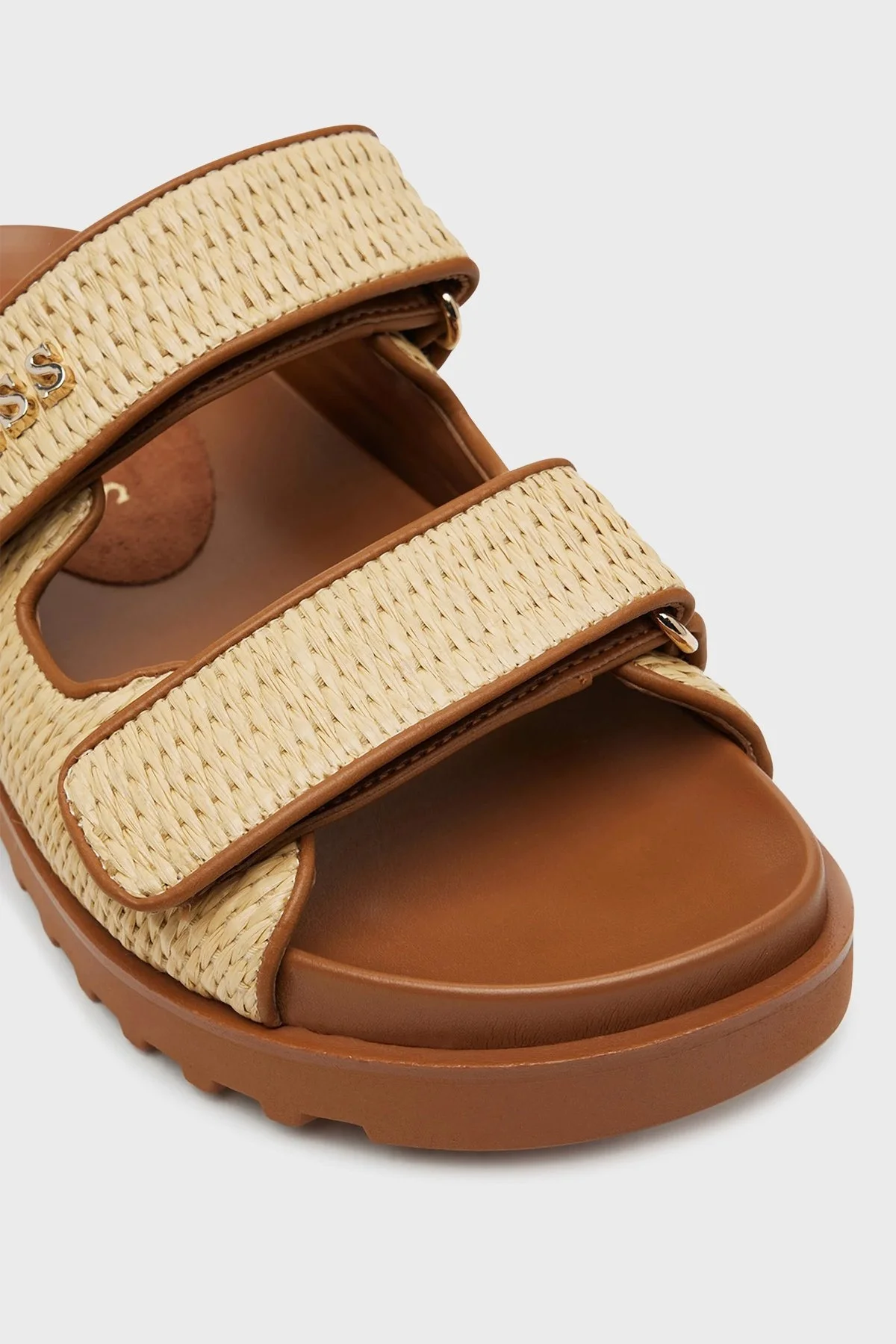 Guess Fadelize Çift Bantlı Logolu FLJFDEFAP19 Bayan Terlik FLJFDE FAP19 TAN TABA - 6