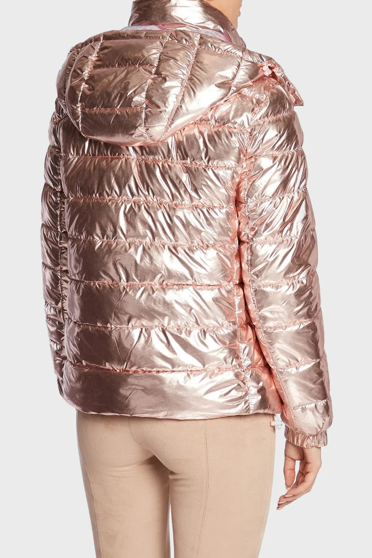 Guess Fiorenza Metal Görünümlü Kapüşonlu Regular Fit Şişme Bayan Mont W2BL26WEWC0 F6C7 BAKIR - 2