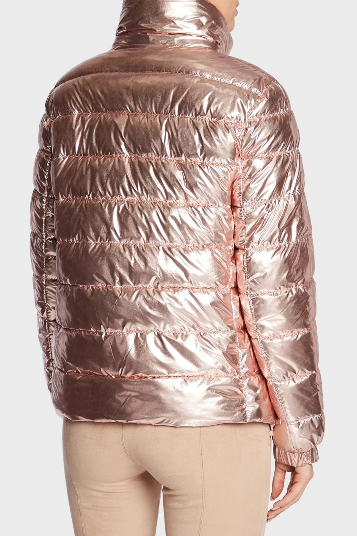 Guess Fiorenza Metal Görünümlü Kapüşonlu Regular Fit Şişme Bayan Mont W2BL26WEWC0 F6C7 BAKIR - 3